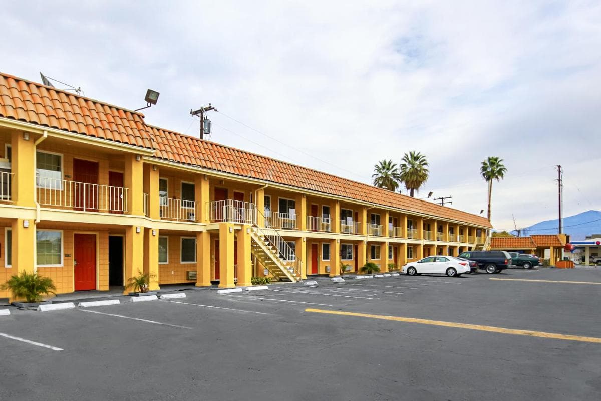 Econo Lodge San Bernardino I-215 — hotel in San Bernardino, California