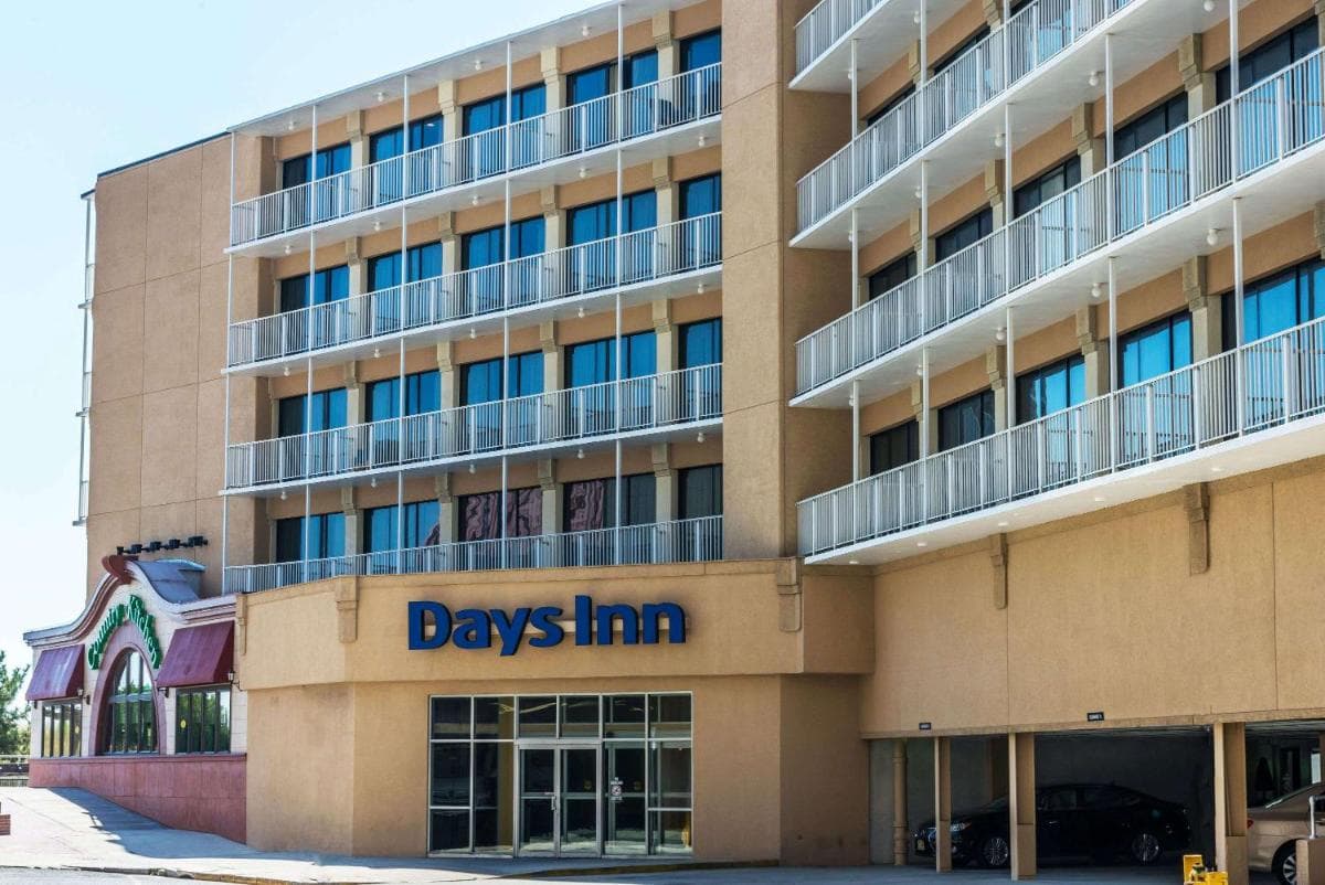 Days Inn by Wyndham Atlantic City Oceanfront-Boardwalk featured exterior or lobby in Atlantic City, NJ — similar hotel