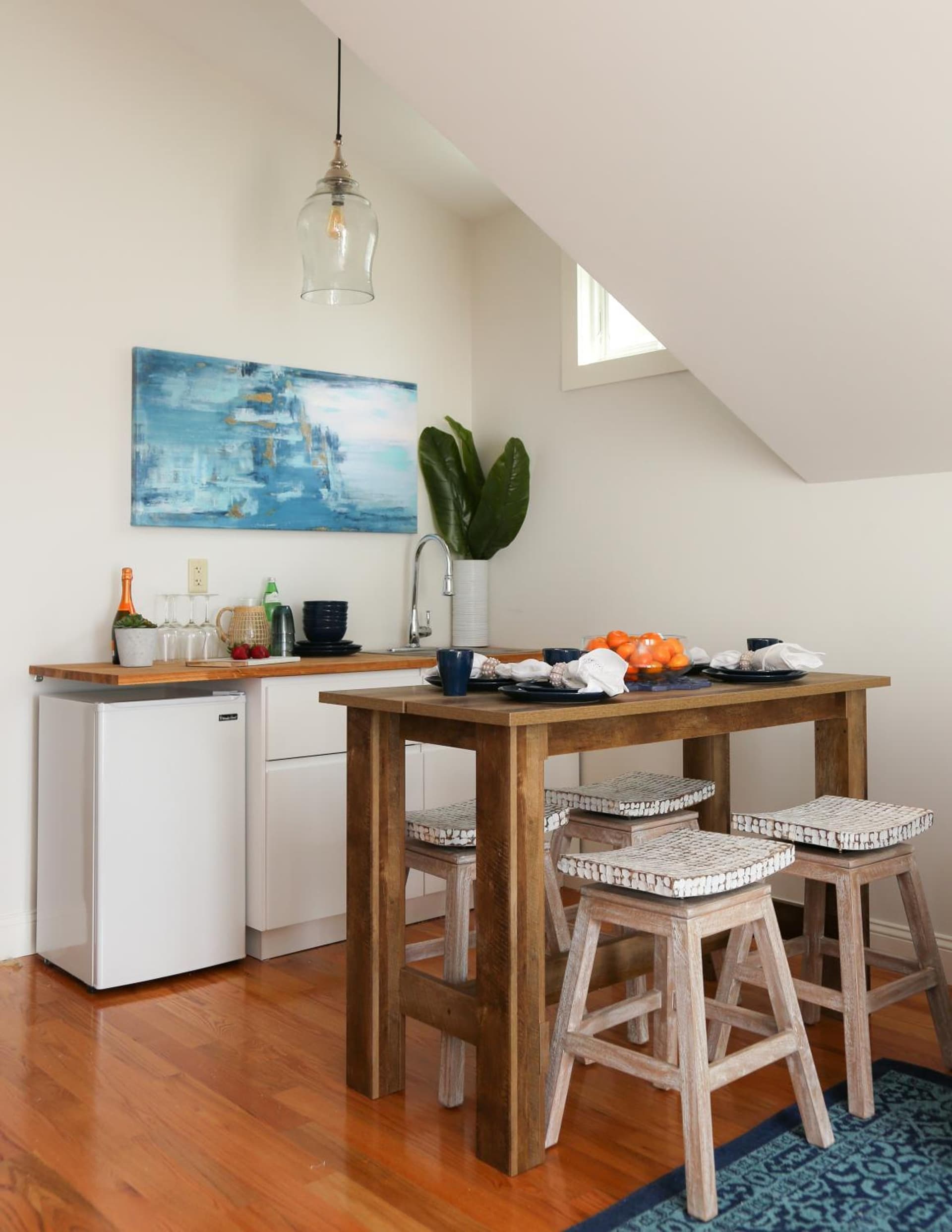 The Sea Breeze Inn gallery photo in Middletown, RI — image 37