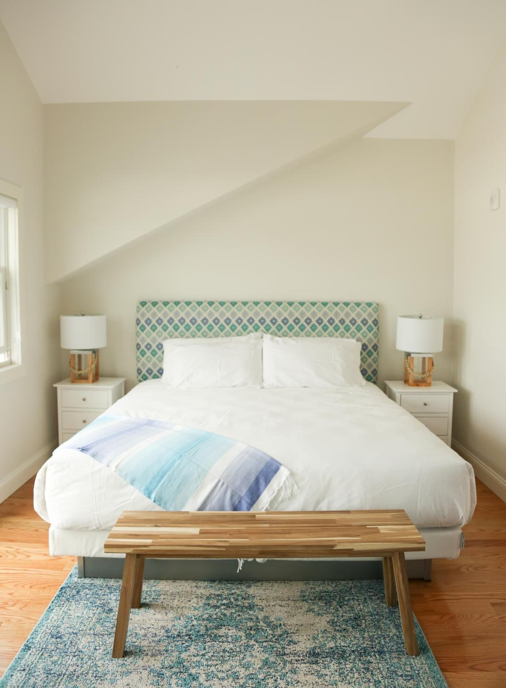 The Sea Breeze Inn property views in Middletown, RI — gallery photo 3