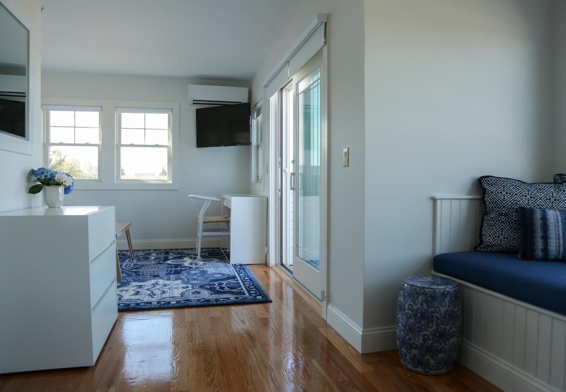 The Sea Breeze Inn gallery photo in Middletown, RI — image 57