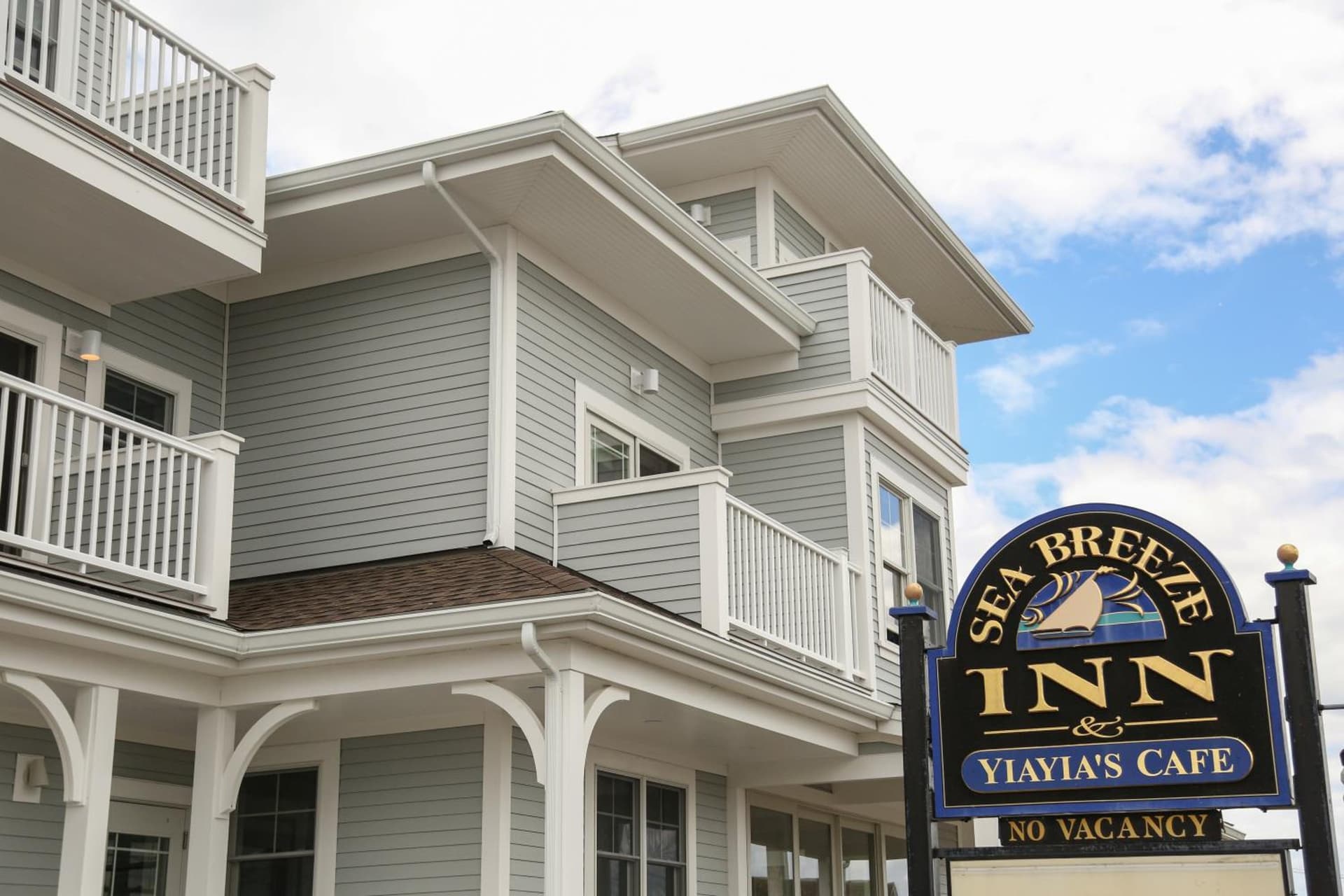 The Sea Breeze Inn gallery photo in Middletown, RI — image 36