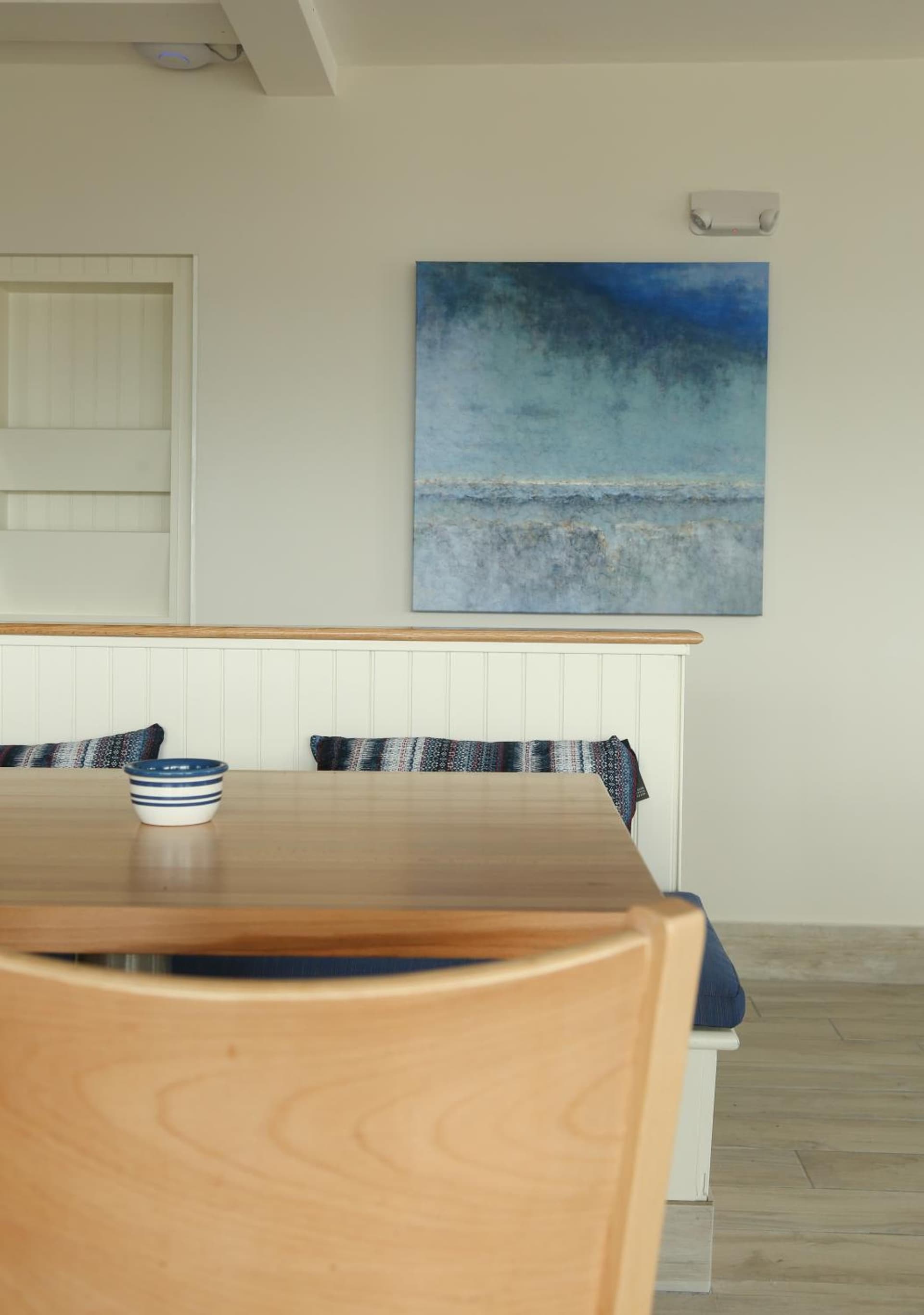 The Sea Breeze Inn interior in Middletown, RI — gallery photo 2