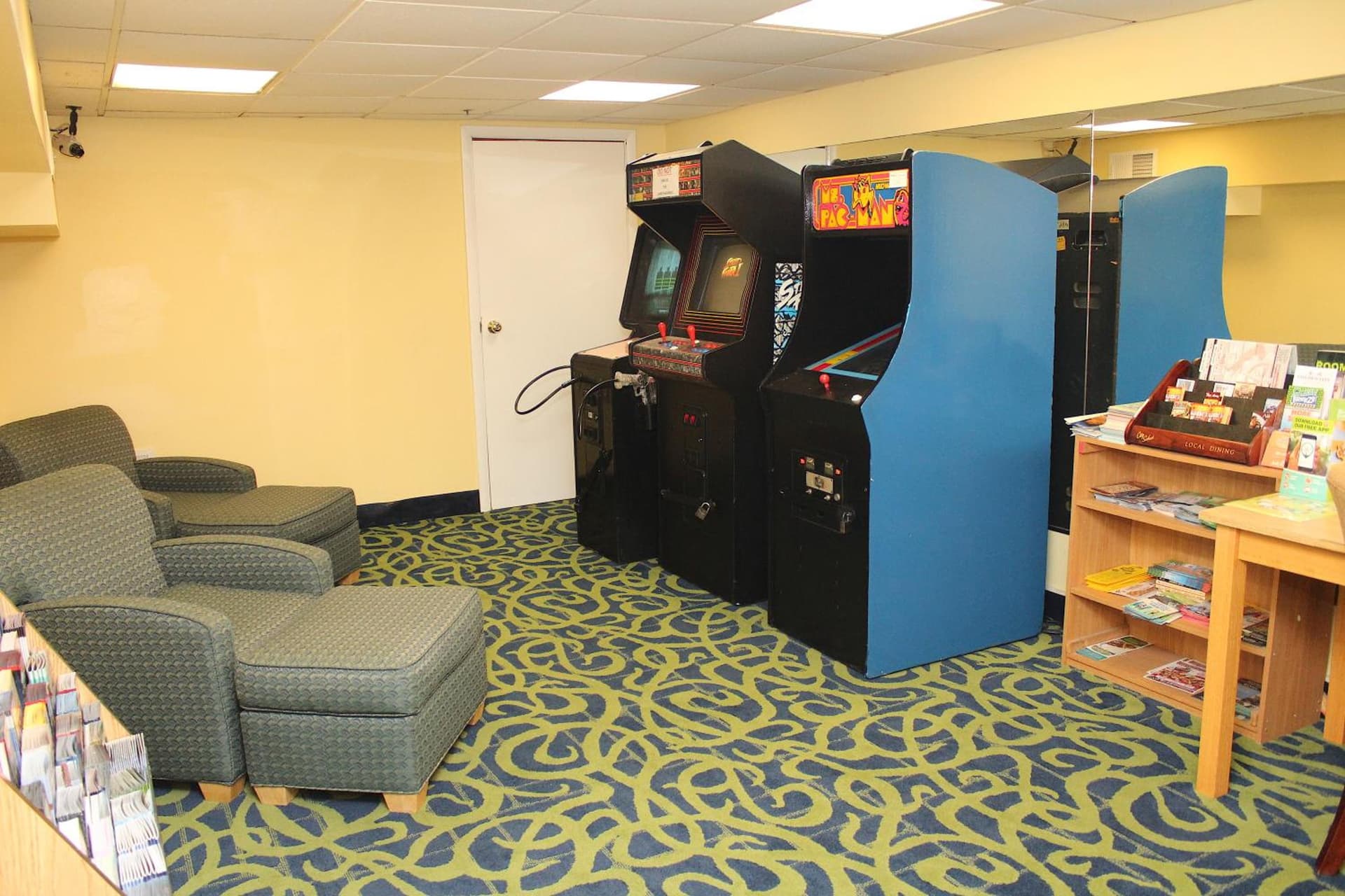 Ocean Sands Resort, Oceanfront, Virginia Beach by Vacatia gallery photo in Virginia Beach, VA — image 42
