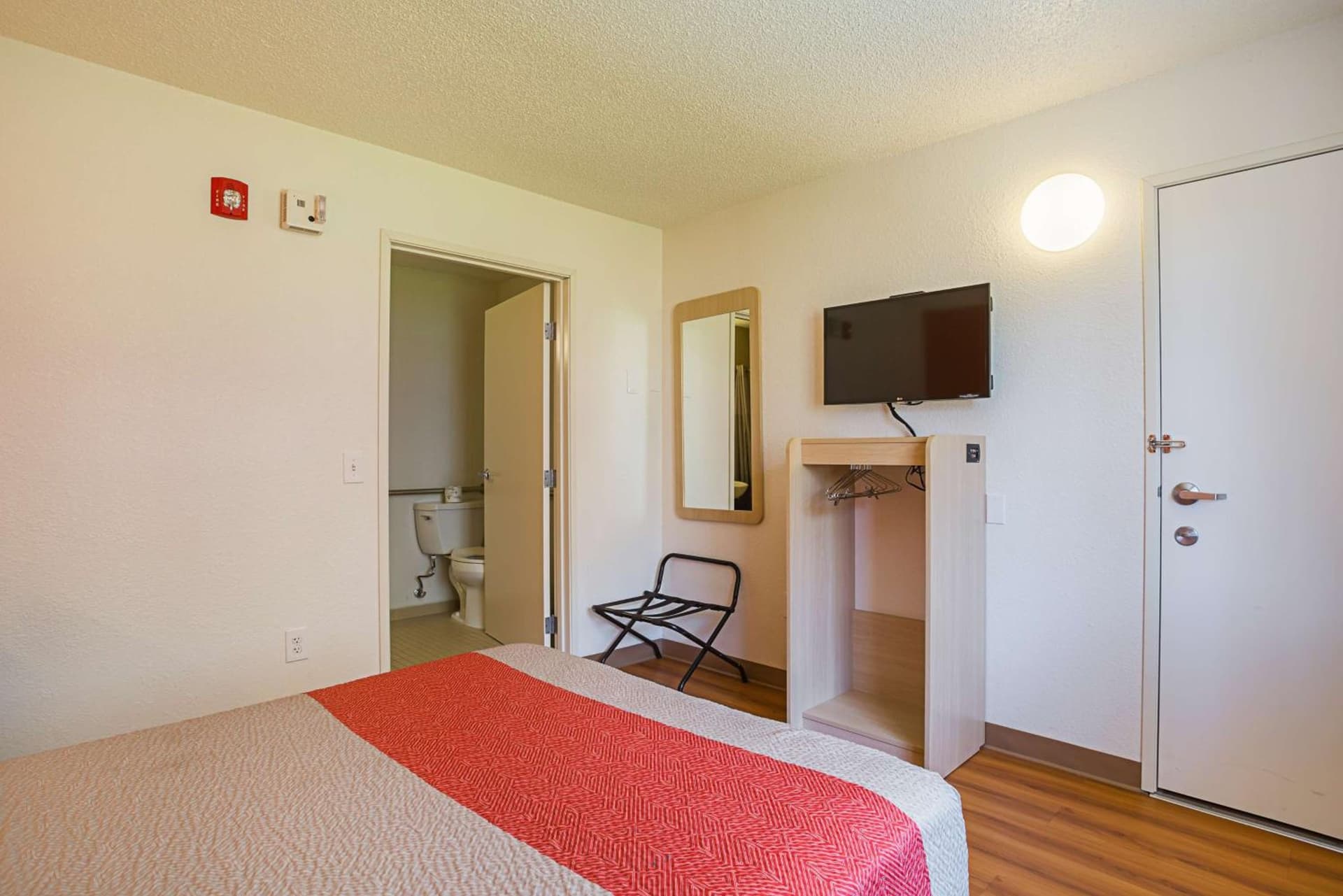 Motel 6-Yuma, AZ - East gallery photo in Yuma, AZ — image 4