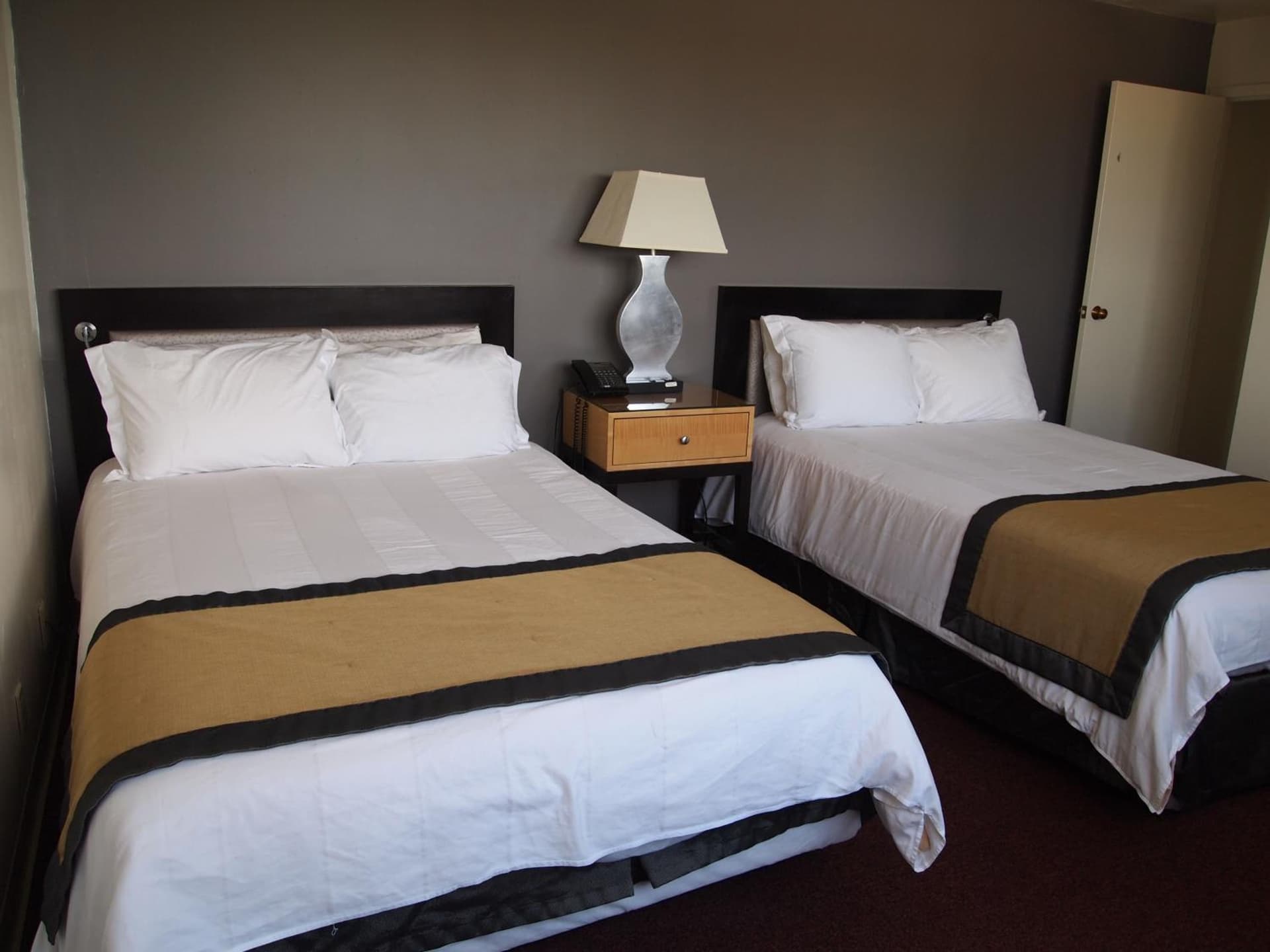 Stamford Suites gallery photo in Stamford, CT — image 19