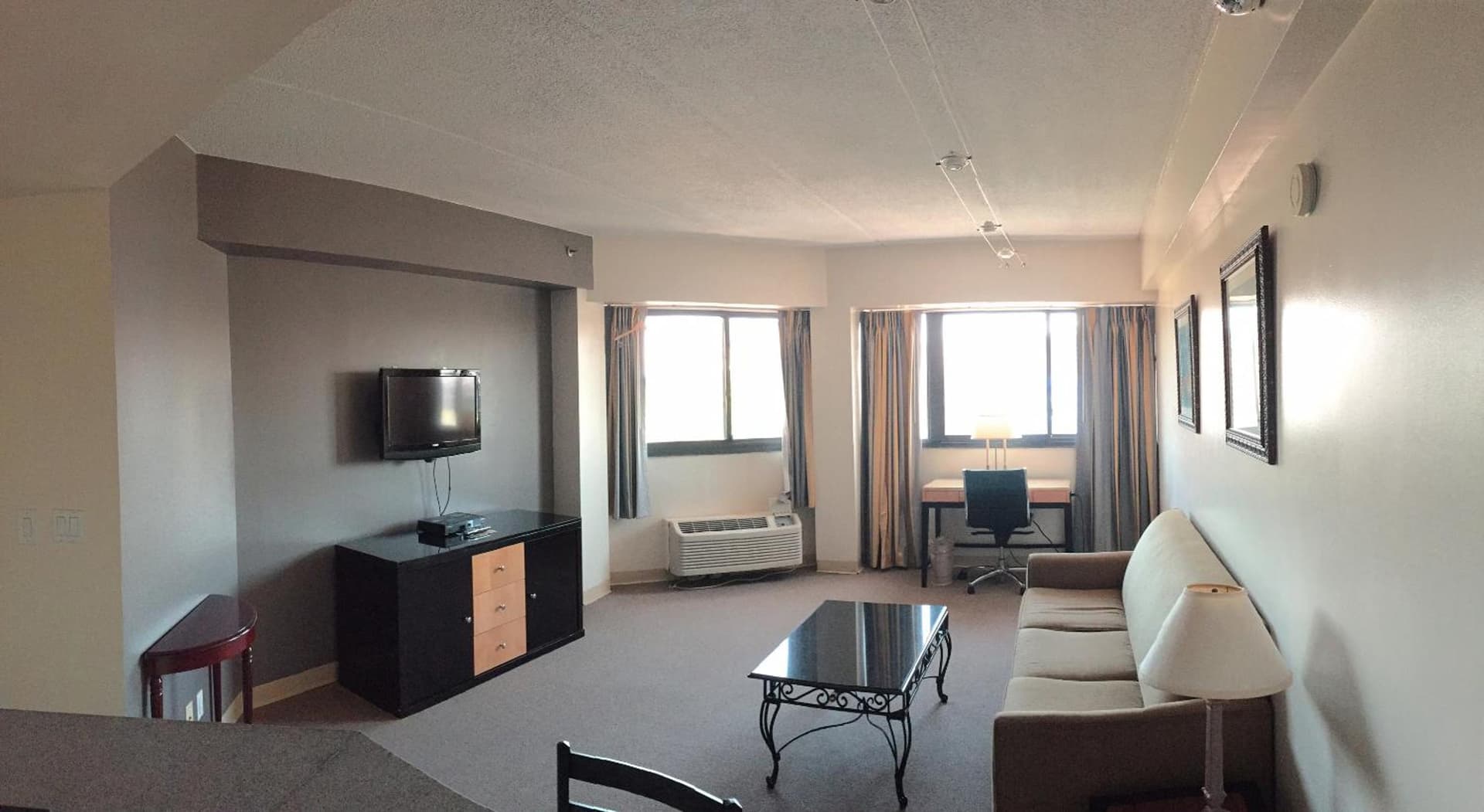 Stamford Suites interior in Stamford, CT — gallery photo 2