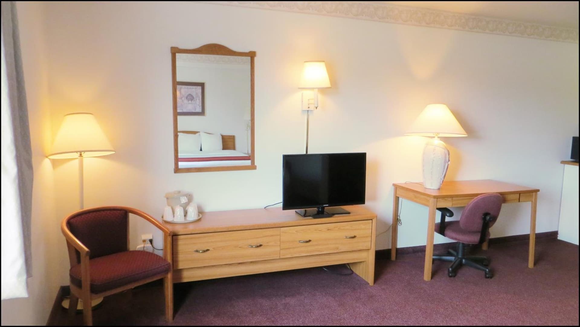 Peppermill Empress Inn gallery photo in Centralia, WA — image 17