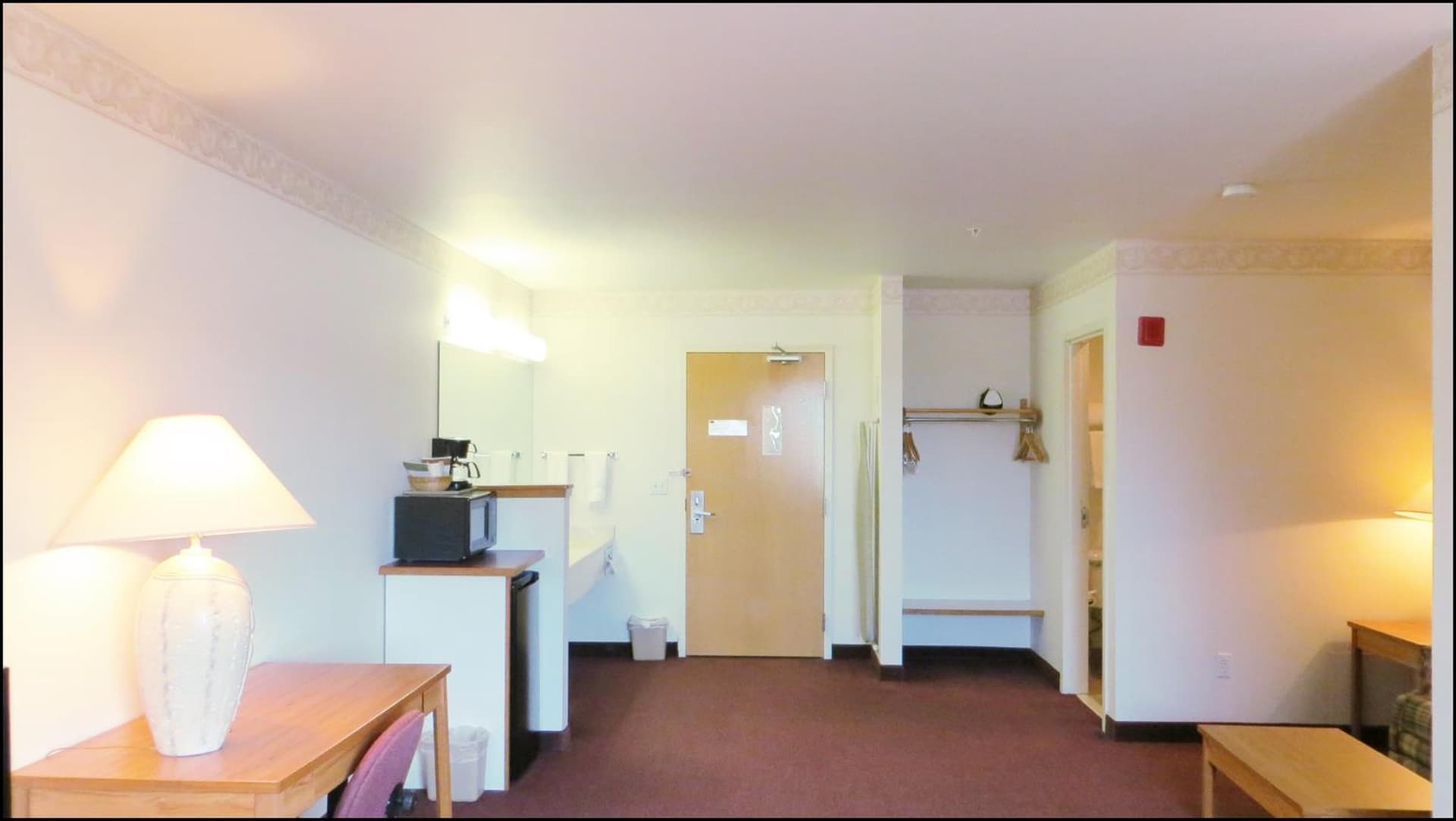 Peppermill Empress Inn gallery photo in Centralia, WA — image 48