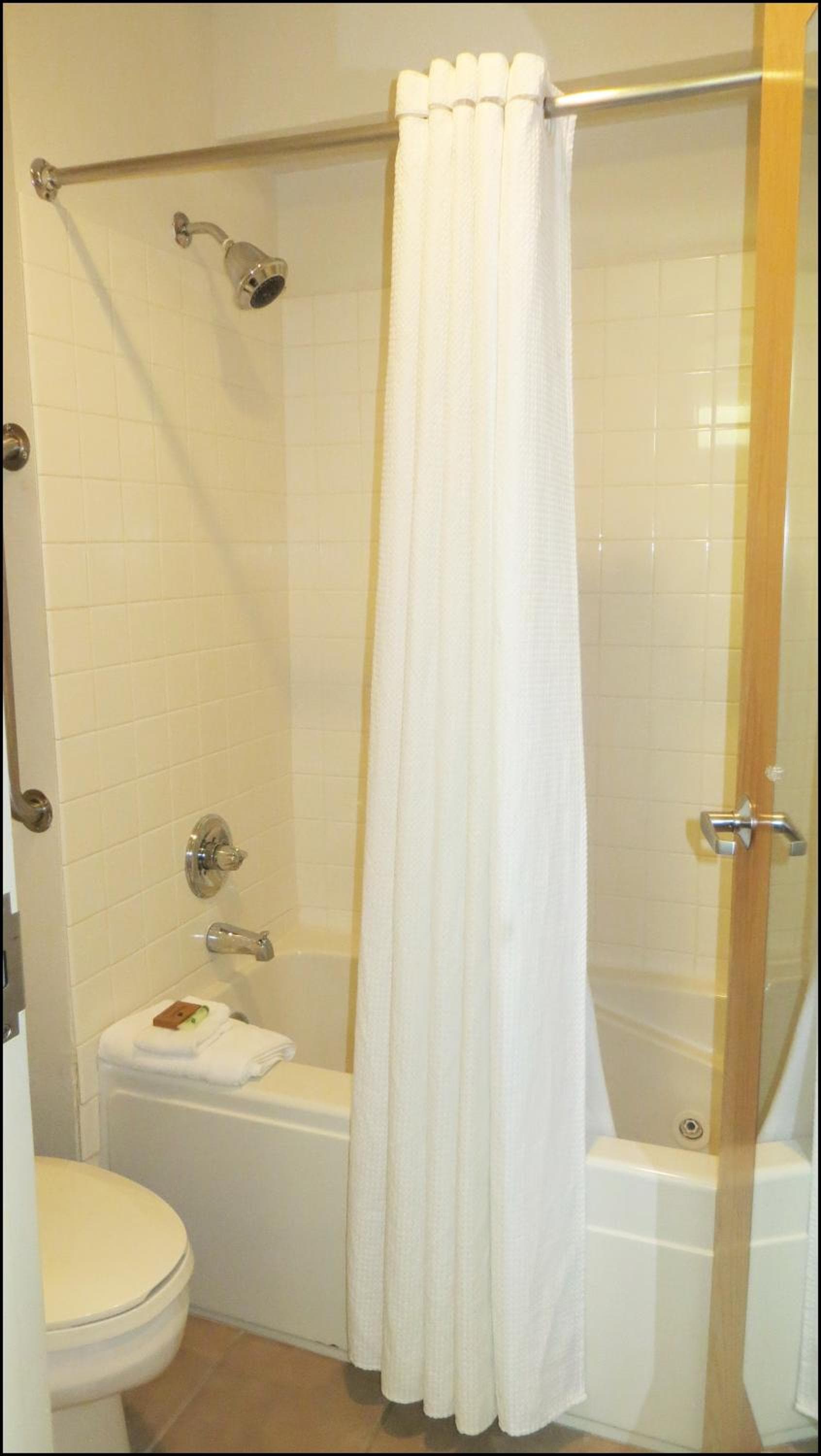 Peppermill Empress Inn gallery photo in Centralia, WA — image 4