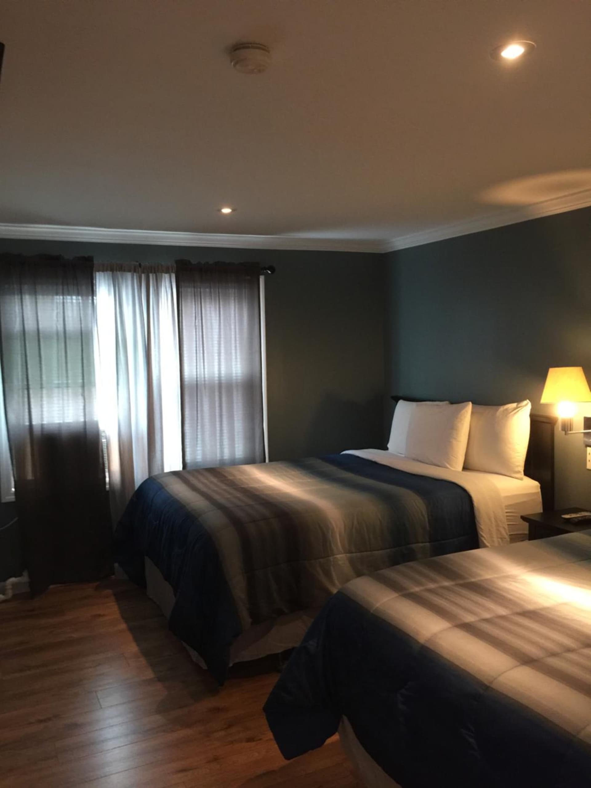 Jones Beach Hotel gallery photo in Wantagh, NY — image 17