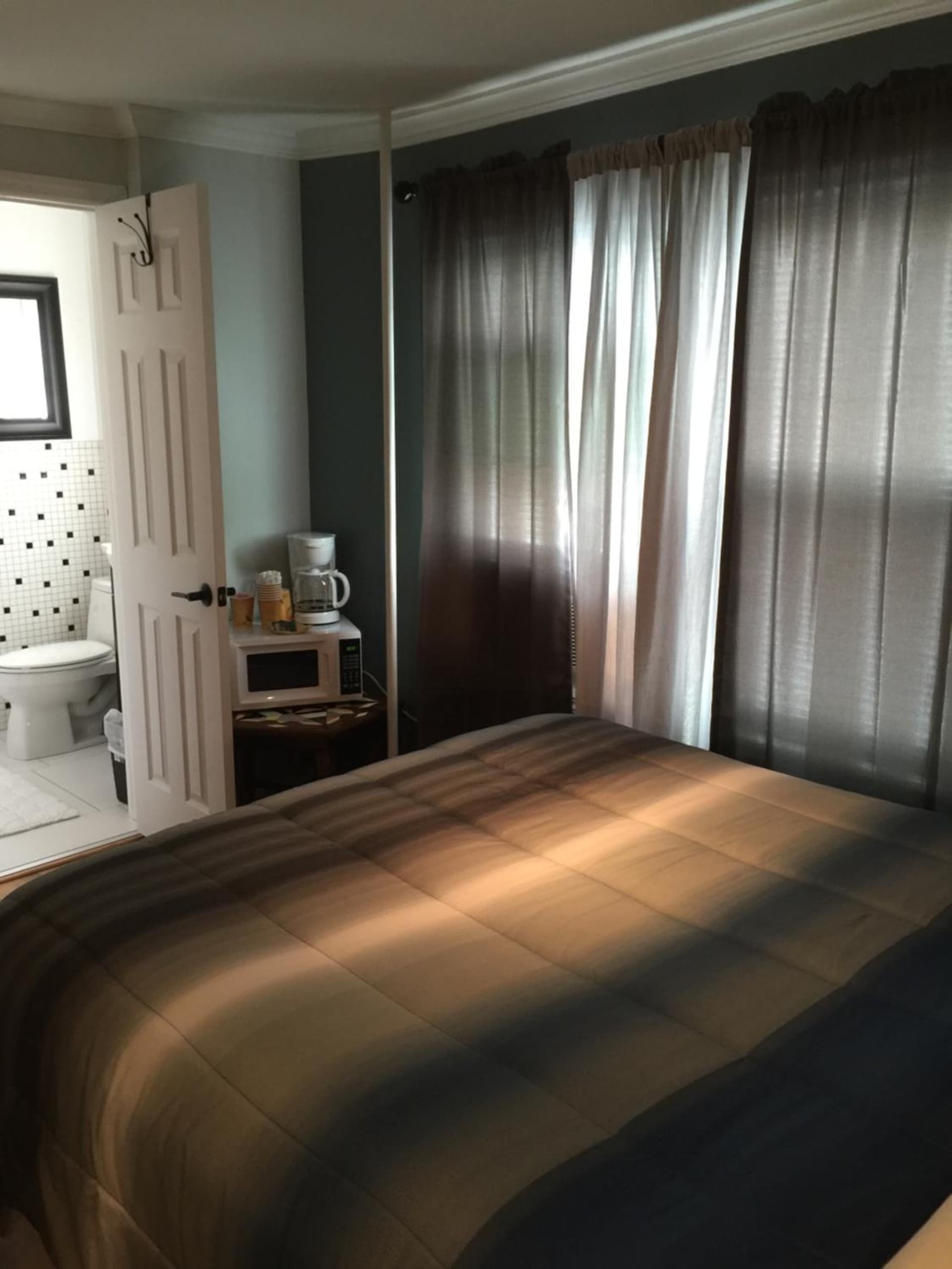 Jones Beach Hotel gallery photo in Wantagh, NY — image 28