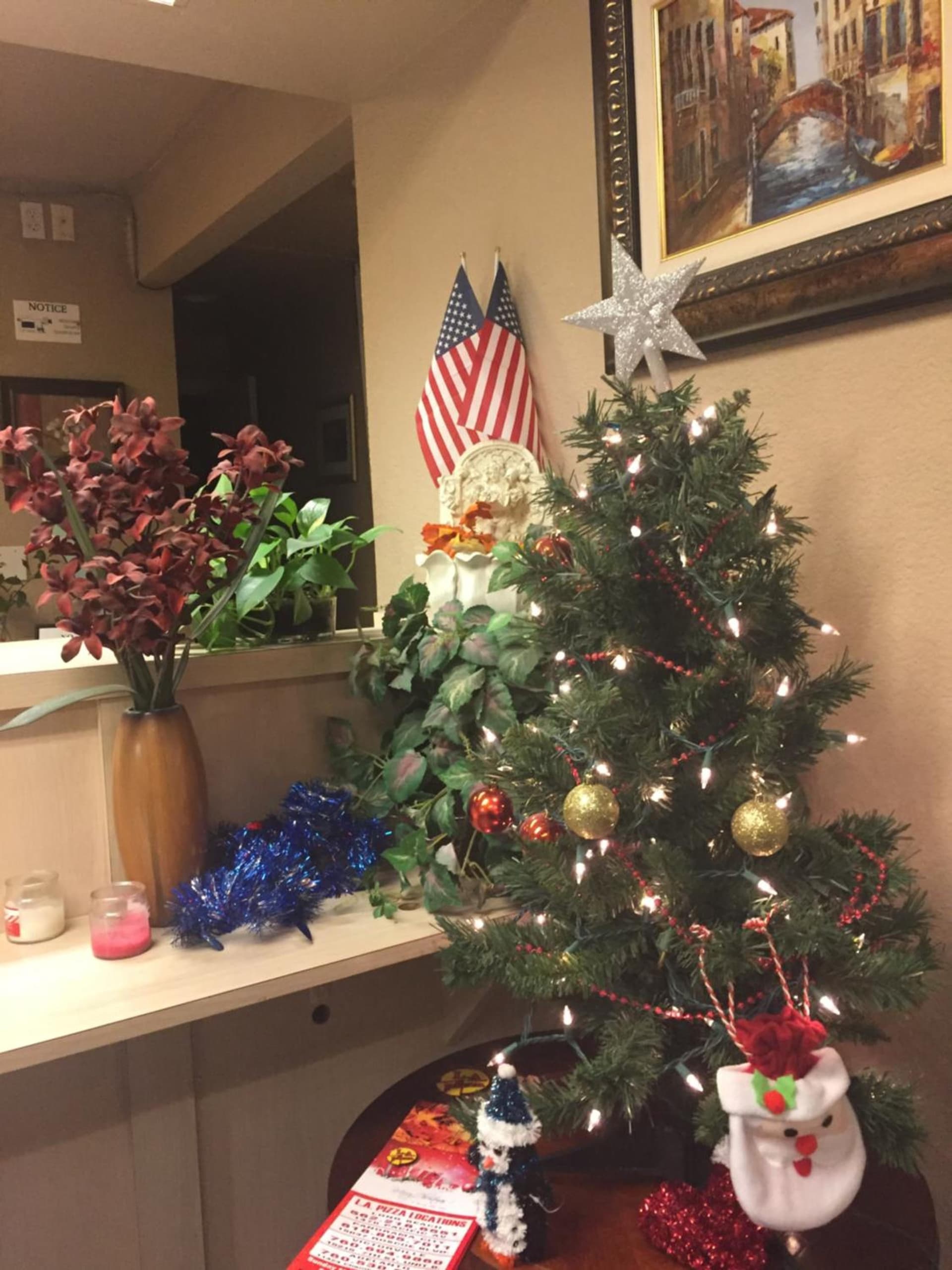 Hilltop Inn & Suites gallery photo in Victorville, CA — image 11