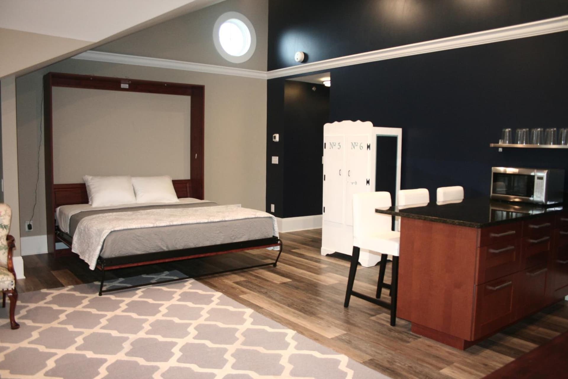 Anchor Inn Boutique Hotel gallery photo in Put-in-Bay, OH — image 16