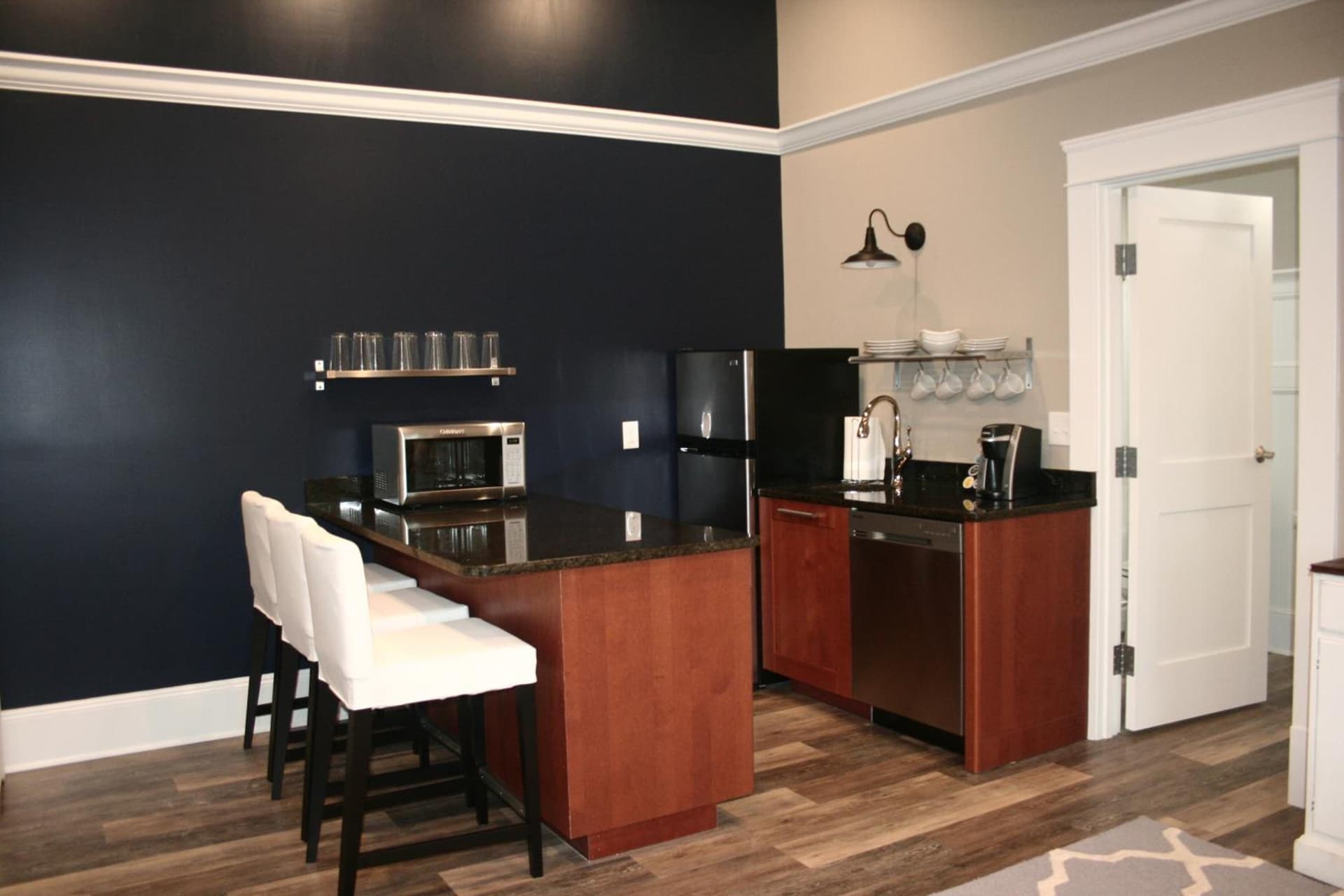 Anchor Inn Boutique Hotel gallery photo in Put-in-Bay, OH — image 33
