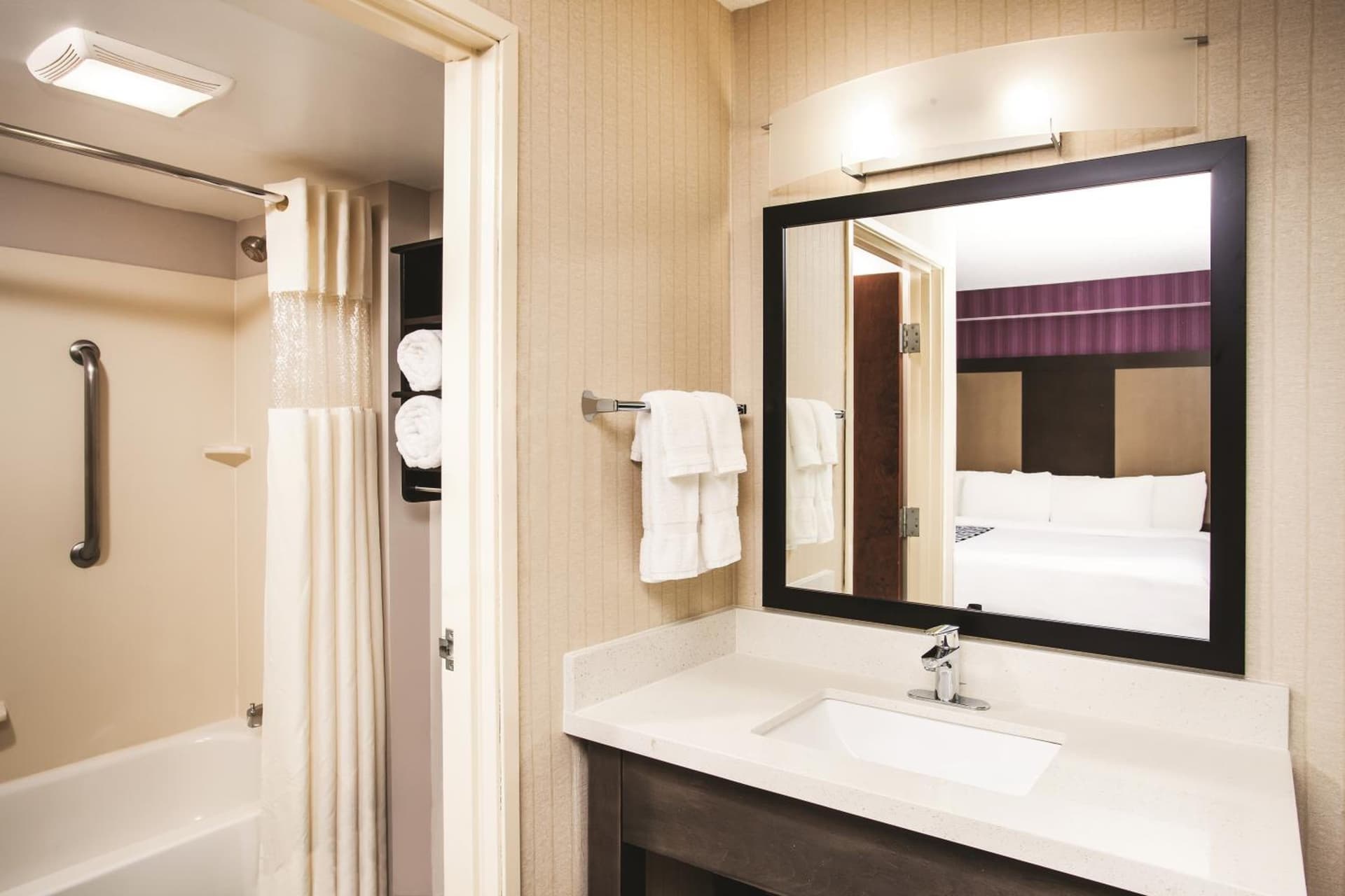 La Quinta by Wyndham Newark - Elkton gallery photo in Elkton, MD — image 43