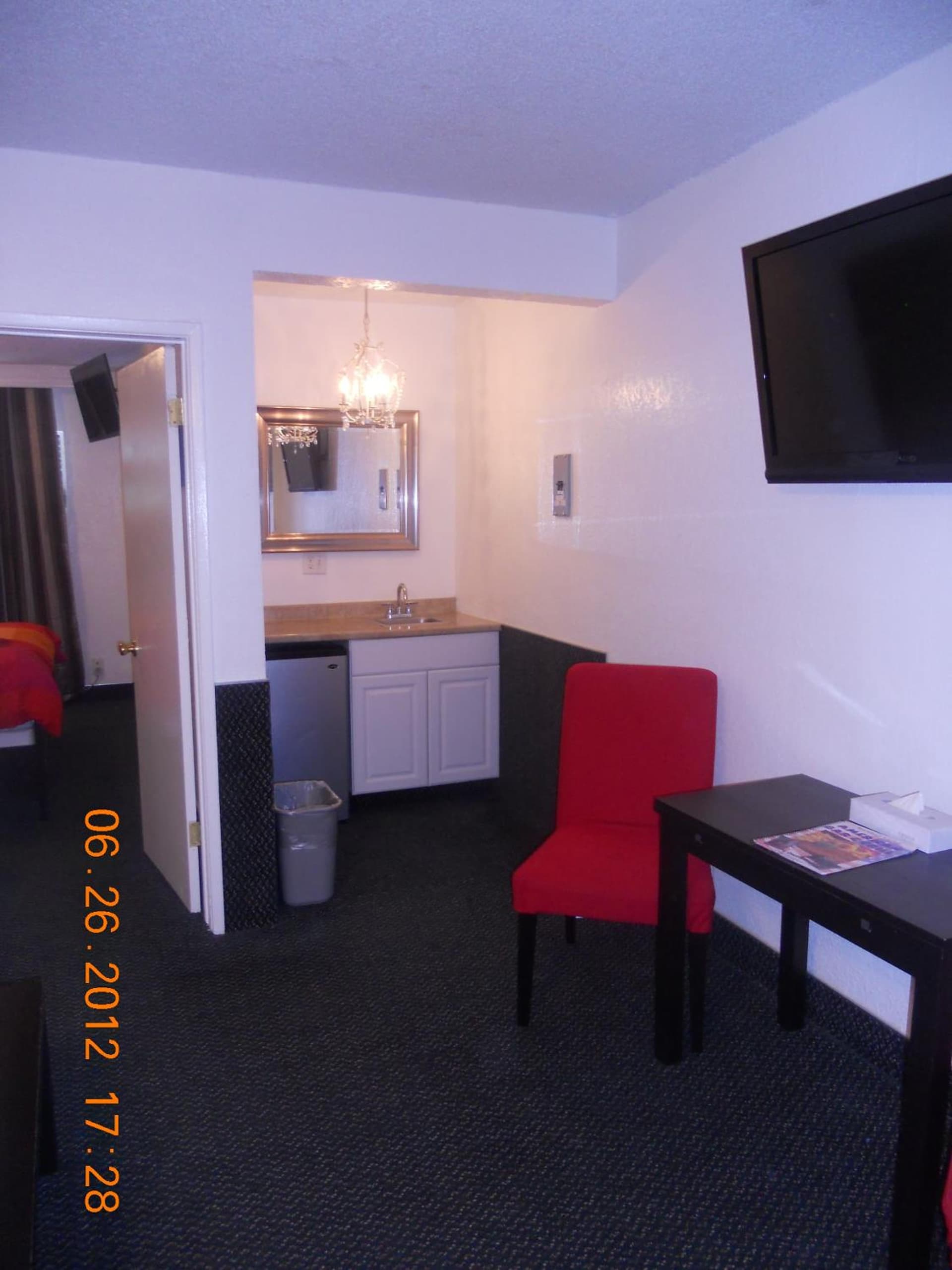 Tradewinds Hotel LAX Airport gallery photo in Inglewood, CA — image 6