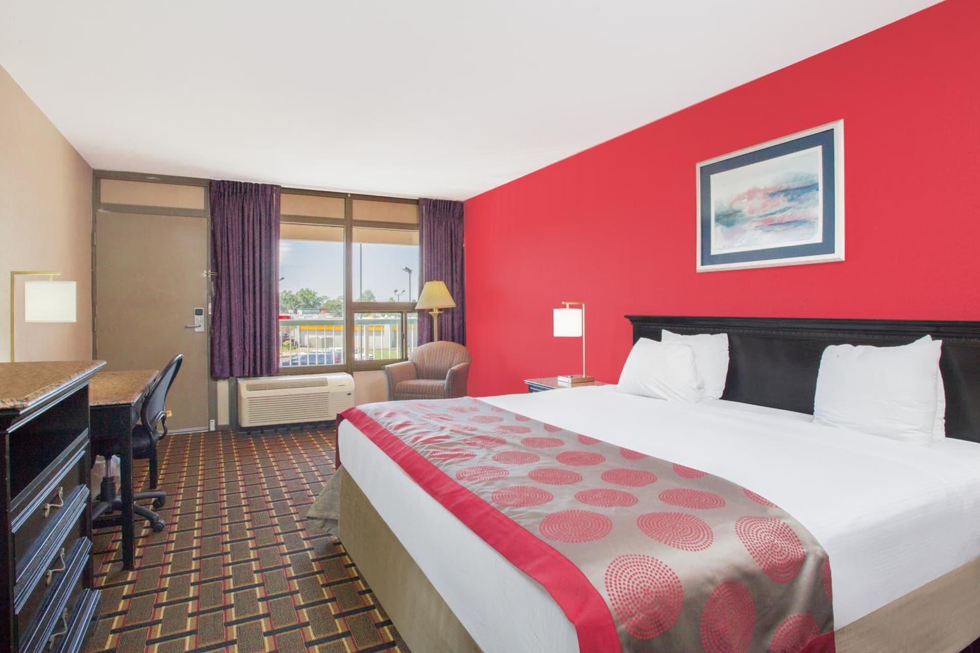 Ramada by Wyndham Edgewood Hotel & Conference Center interior in Edgewood, MD — gallery photo 2