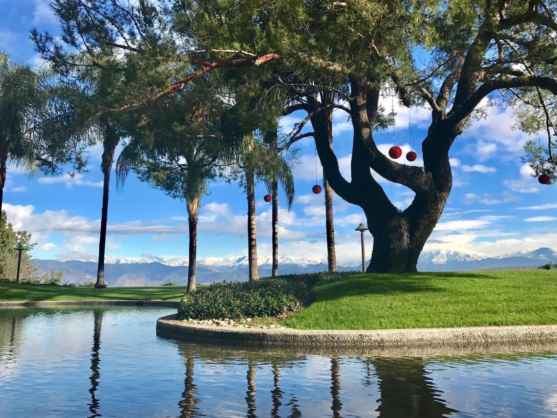 Pacific Palms Resort and Golf Club interior in La Puente, CA — gallery photo 2