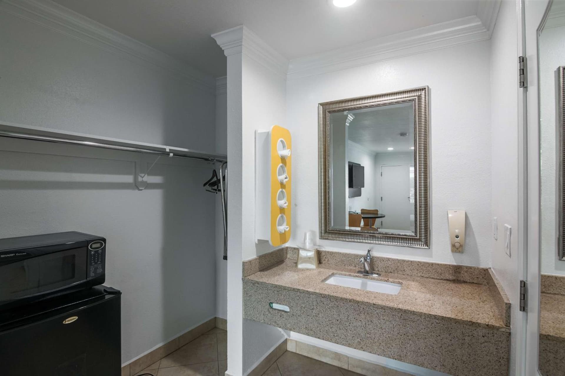Motel 6-Norwalk, CA gallery photo in Norwalk, CA — image 32