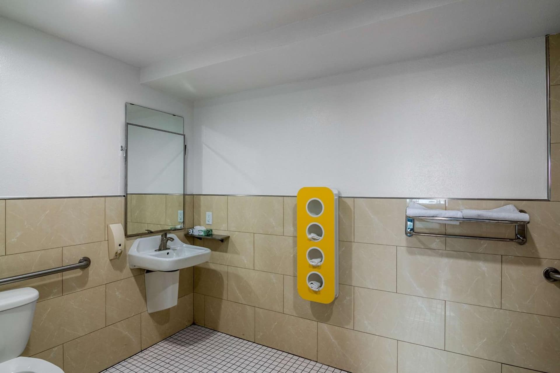Motel 6-Norwalk, CA gallery photo in Norwalk, CA — image 49