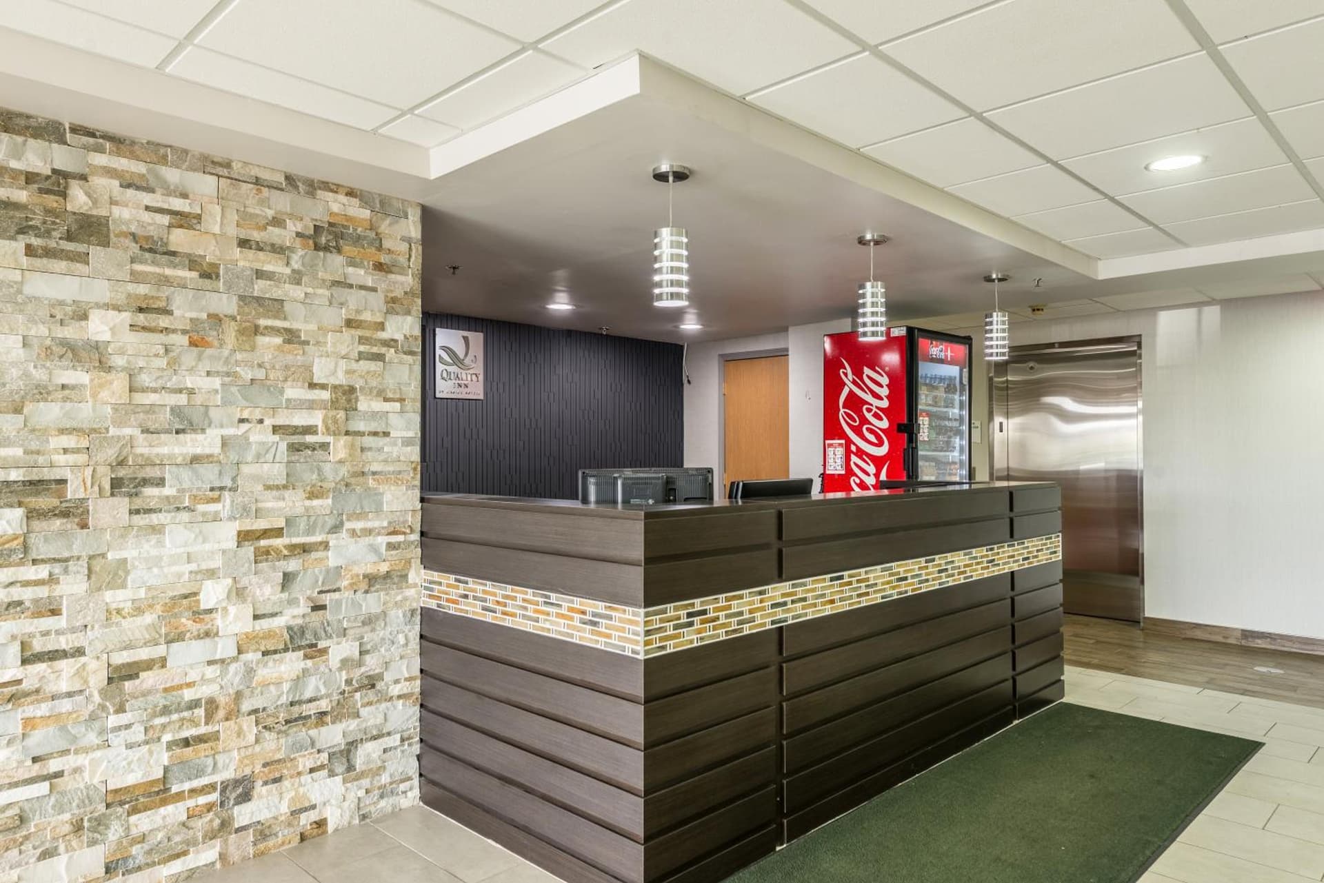 Quality Inn Grove City - Columbus South property views in Grove City, OH — gallery photo 3