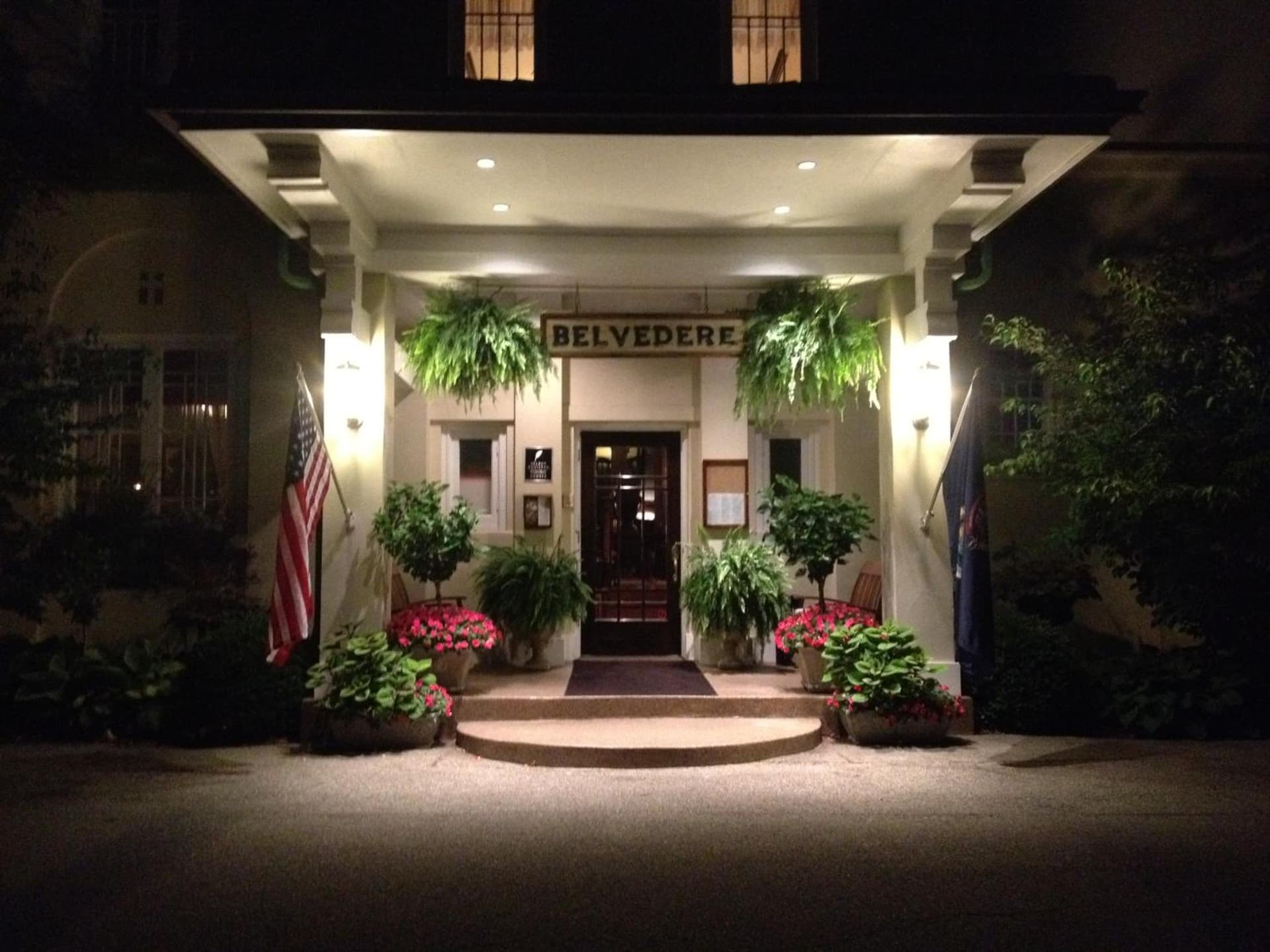 The Belvedere Inn & Restaurant gallery photo in Saugatuck, MI — image 22