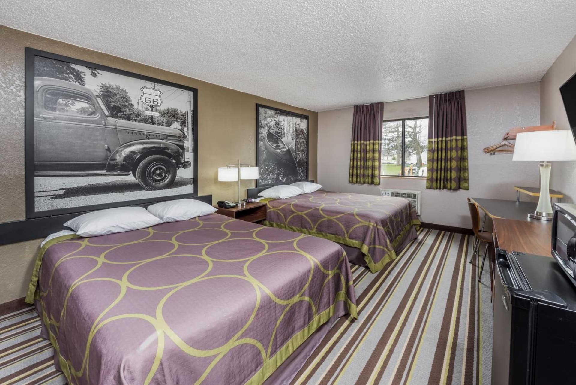 Super 8 by Wyndham Bloomington Normal gallery photo in Bloomington, IL — image 21