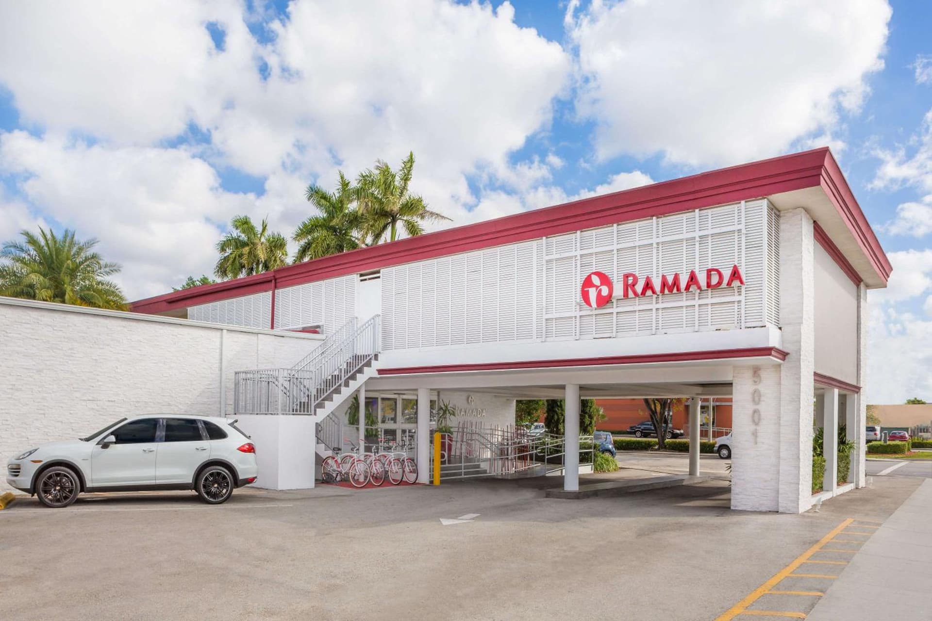 Ramada by Wyndham Miami Springs/Miami International Airport gallery photo in Miami, FL — image 47
