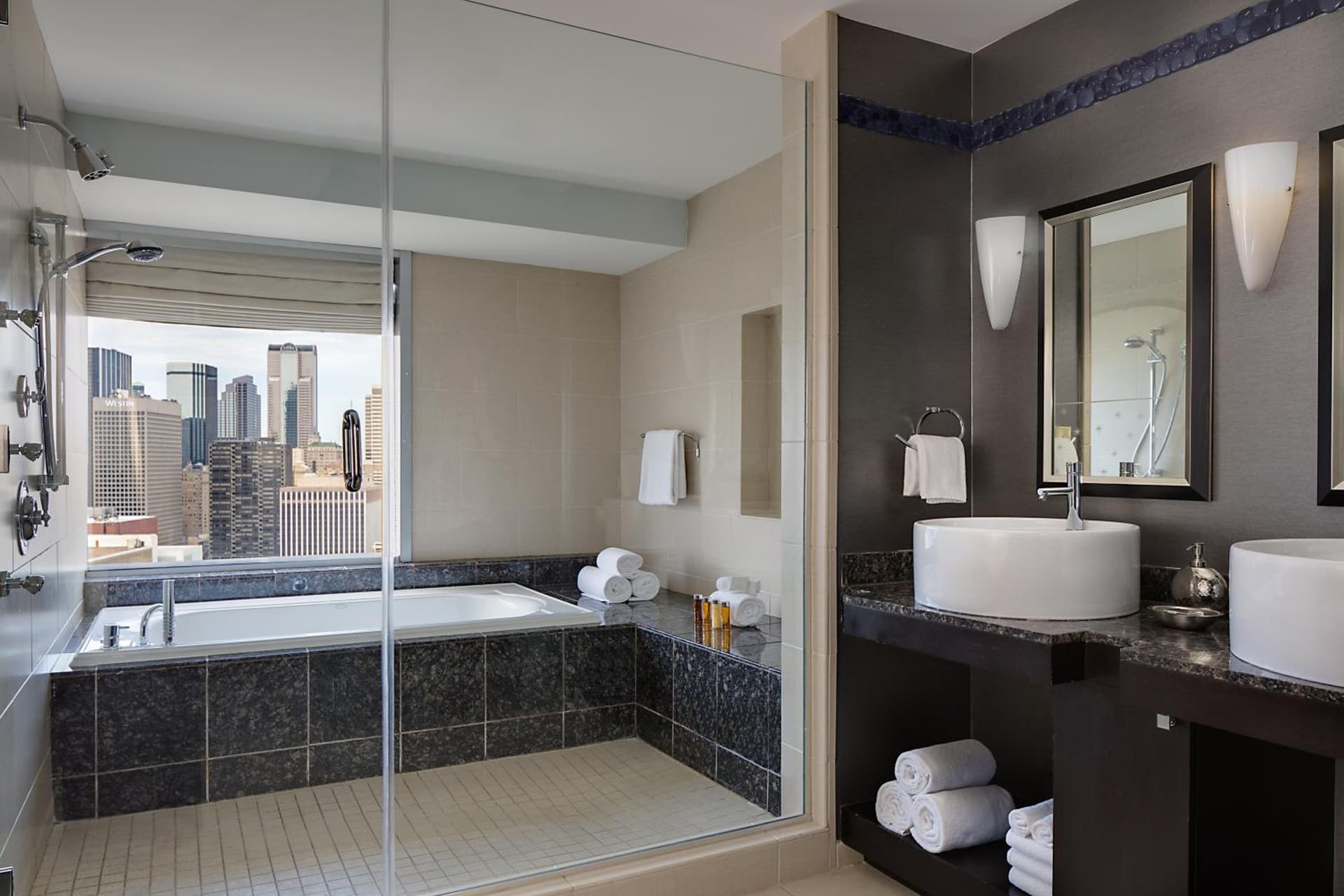 Hyatt Regency Dallas gallery photo in Dallas, TX — image 12