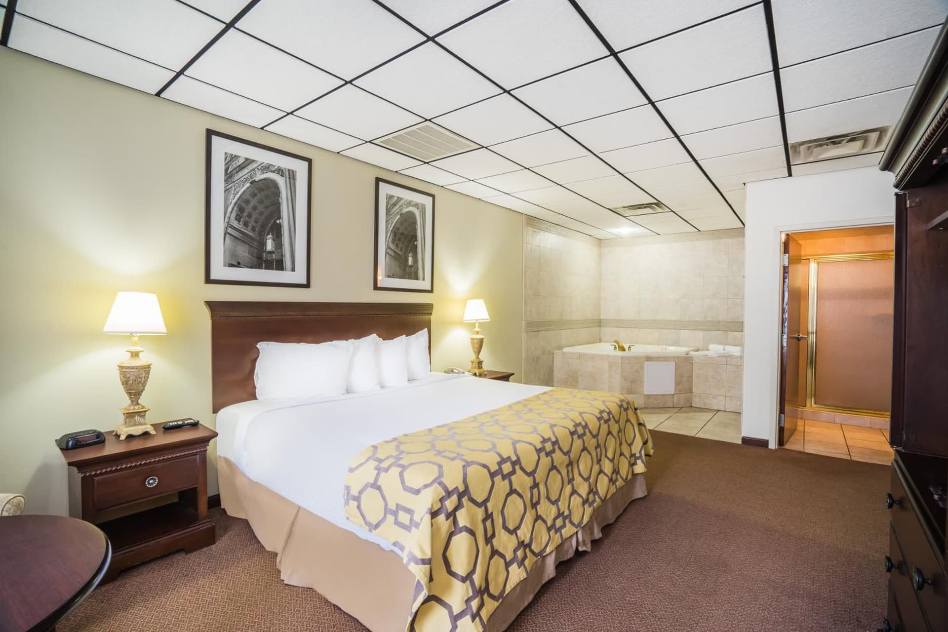 Baymont by Wyndham Johnson City gallery photo in Johnson City, TN — image 15