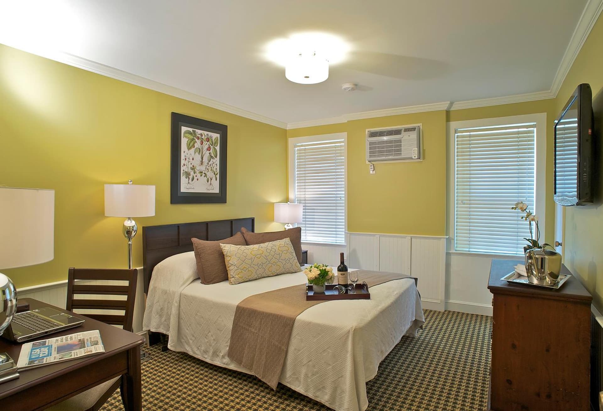 Concord's Colonial Inn gallery photo in Concord, MA — image 10