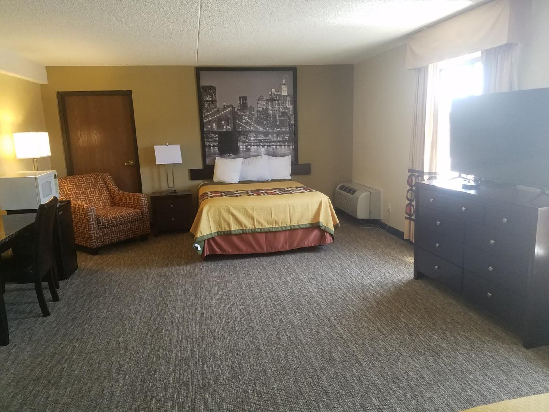 Woodland Inn and Suites Extended Stay gallery photo in Wichita, KS — image 10