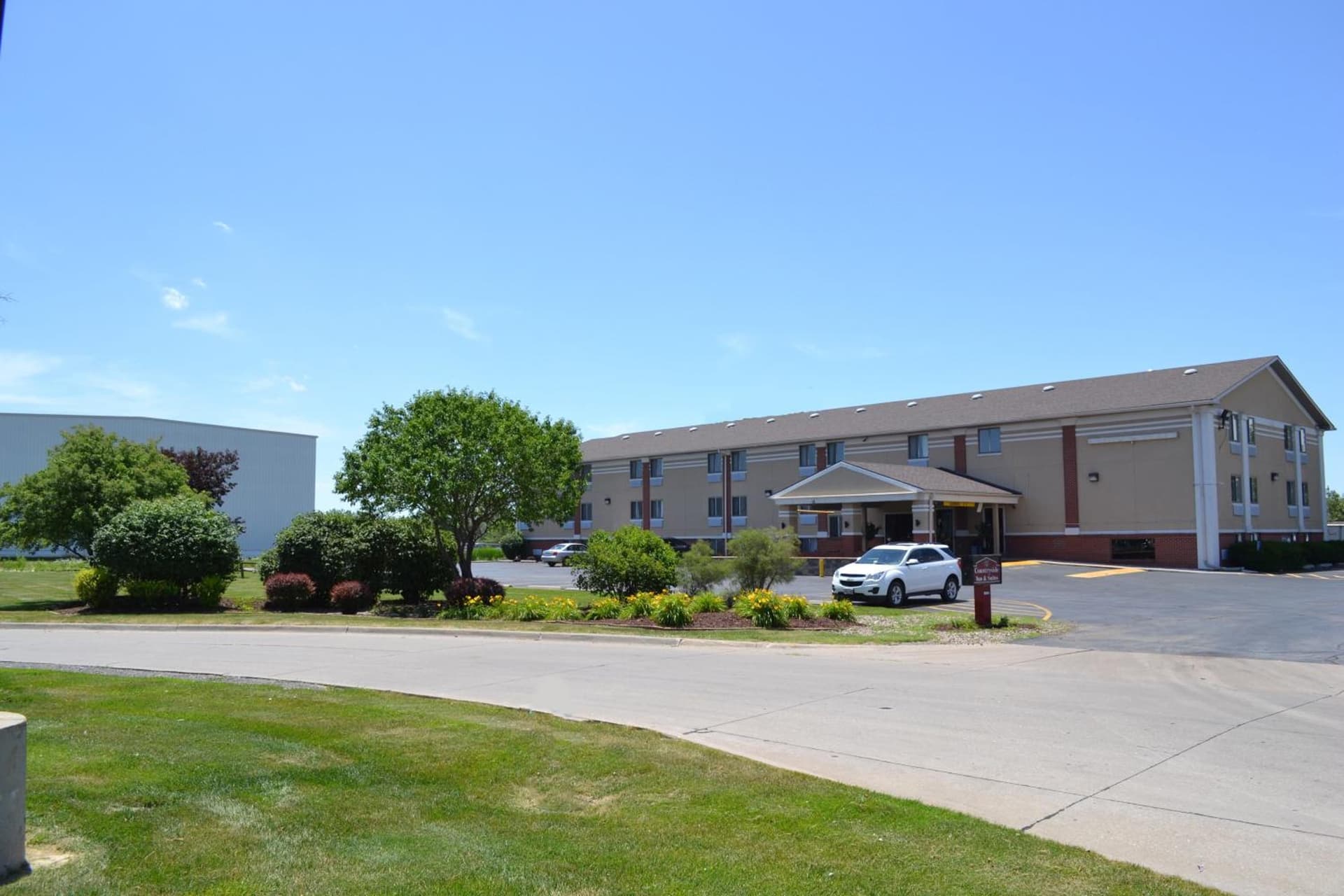 Countryside Inn & Suites Omaha East-Council Bluffs IA property views in Council Bluffs, IA — gallery photo 3