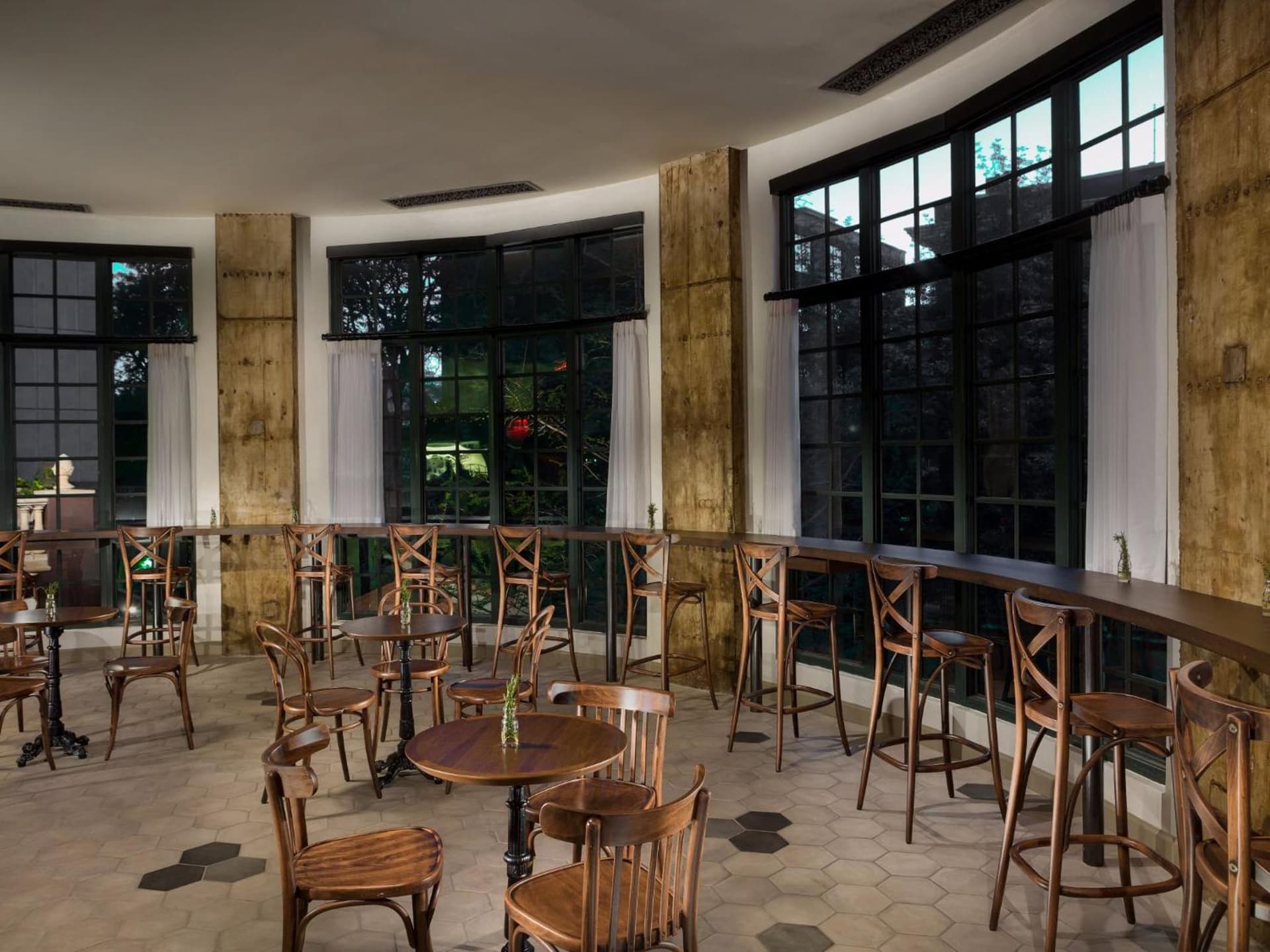 Hotel Valencia Riverwalk gallery photo in San Antonio, TX — image 31
