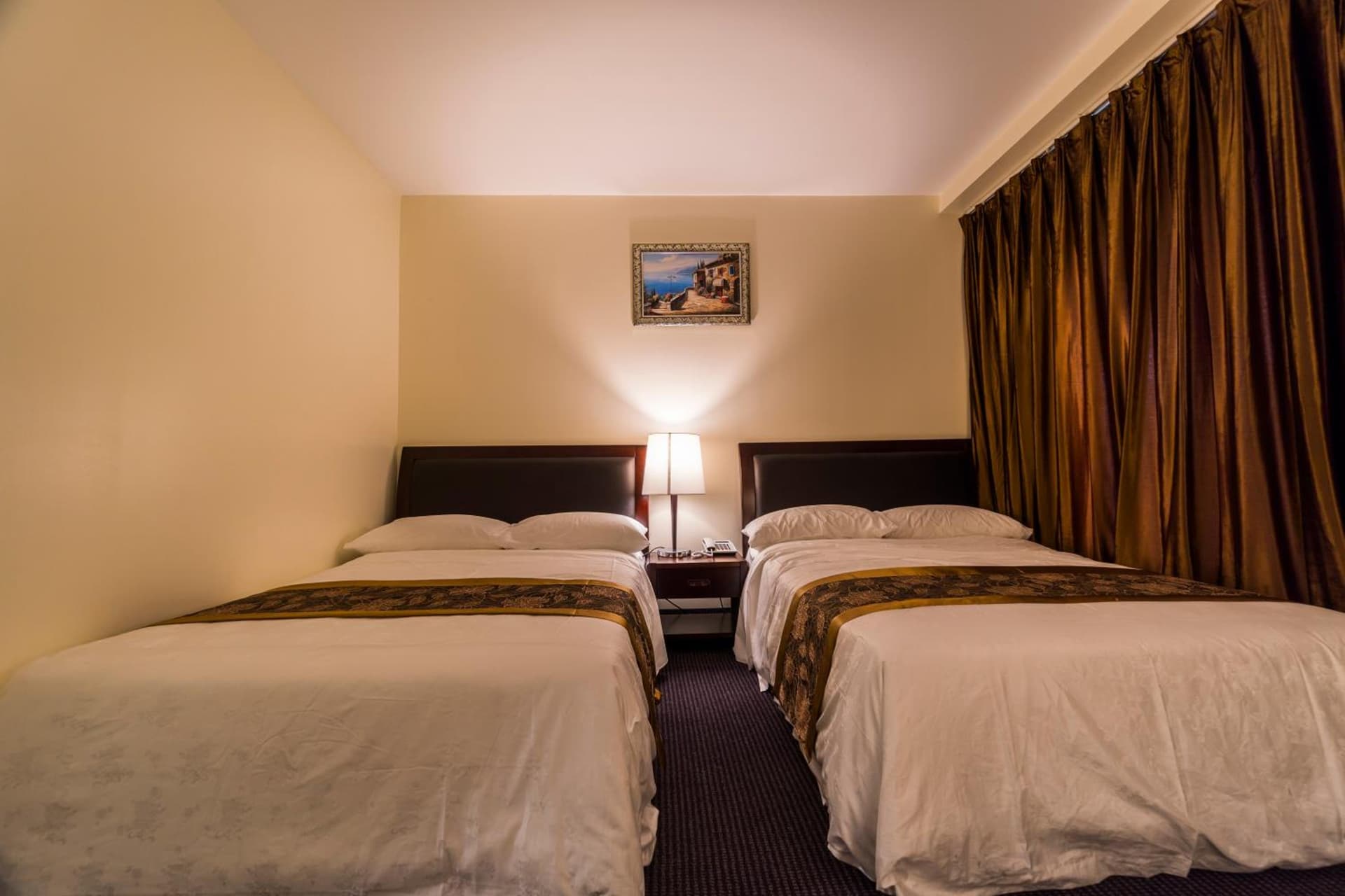 John Hotel gallery photo in Queens, NY — image 29