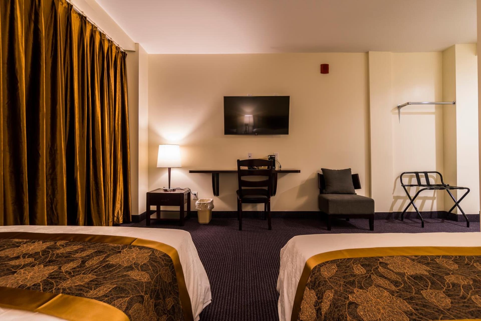 John Hotel gallery photo in Queens, NY — image 18