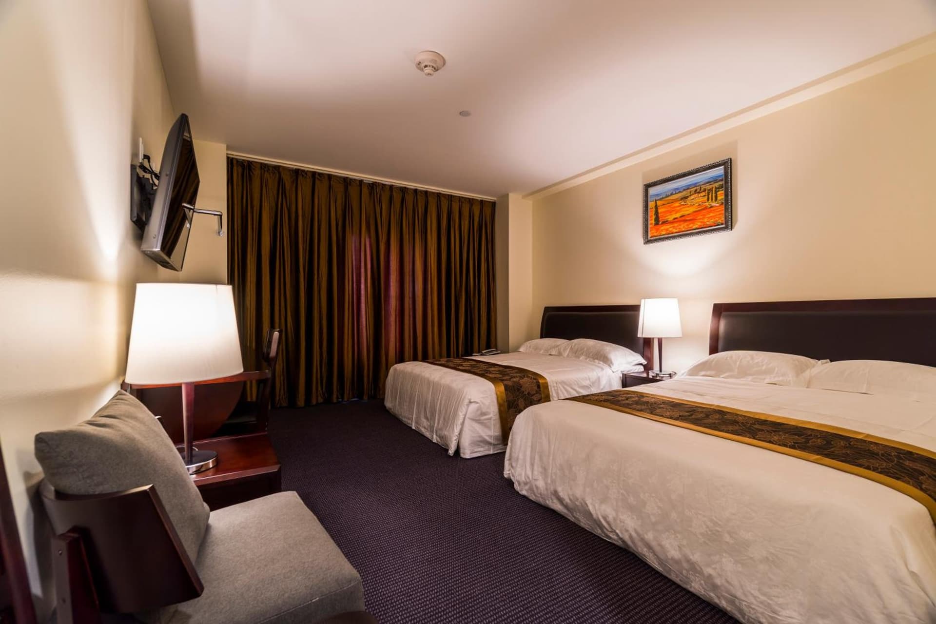 John Hotel gallery photo in Queens, NY — image 31