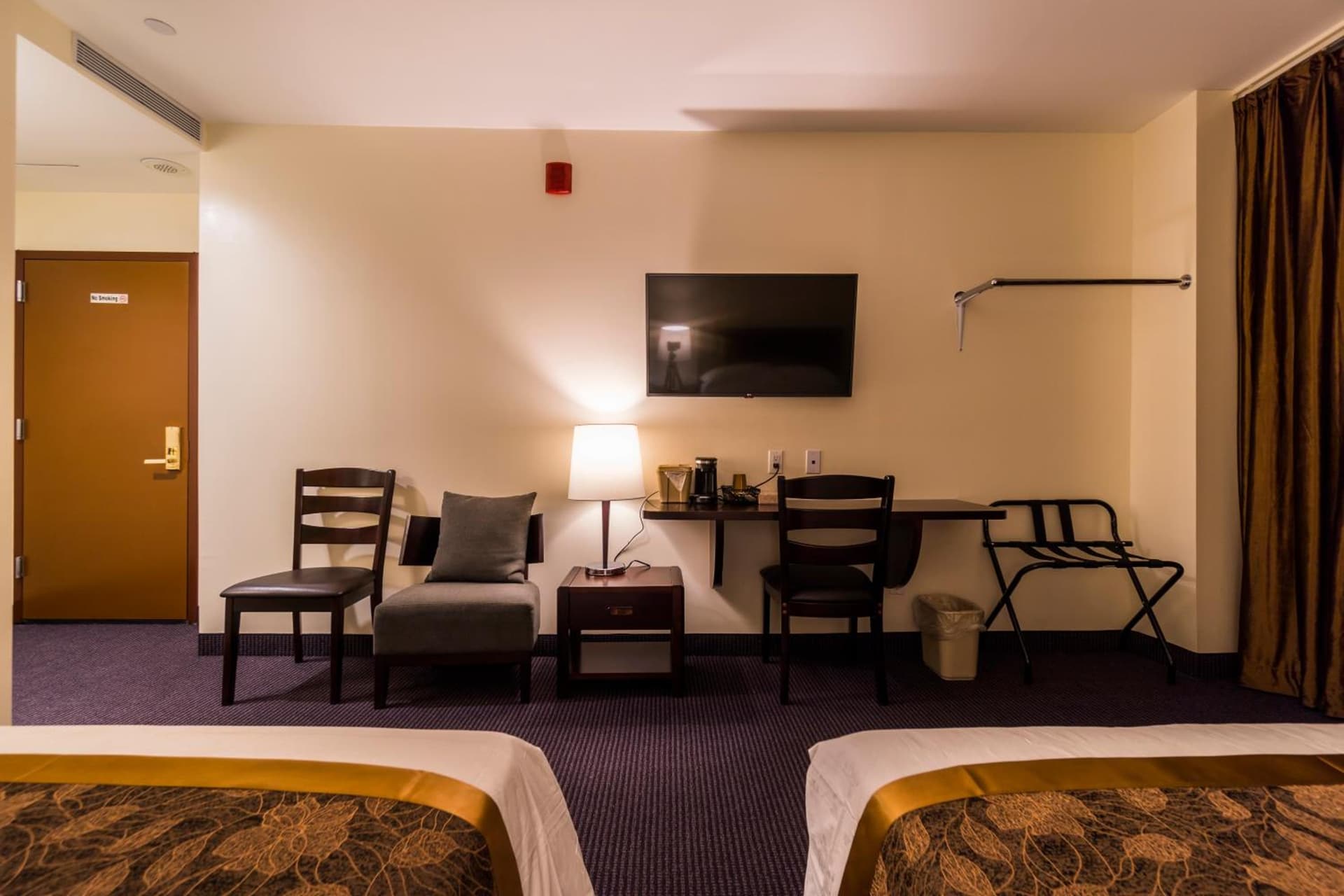 John Hotel gallery photo in Queens, NY — image 34