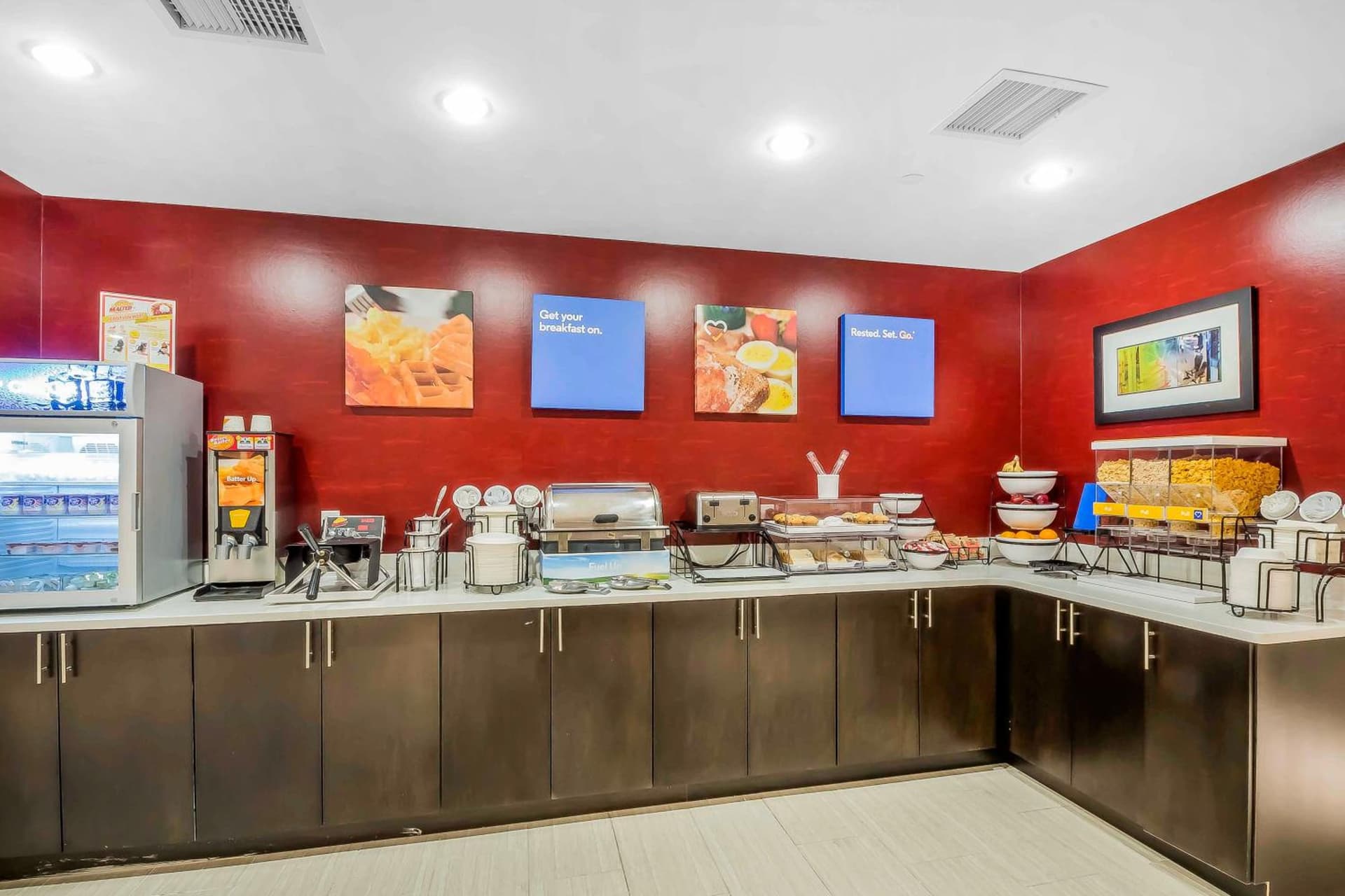 Comfort Inn & Suites near Stadium gallery photo in Bronx, NY — image 36
