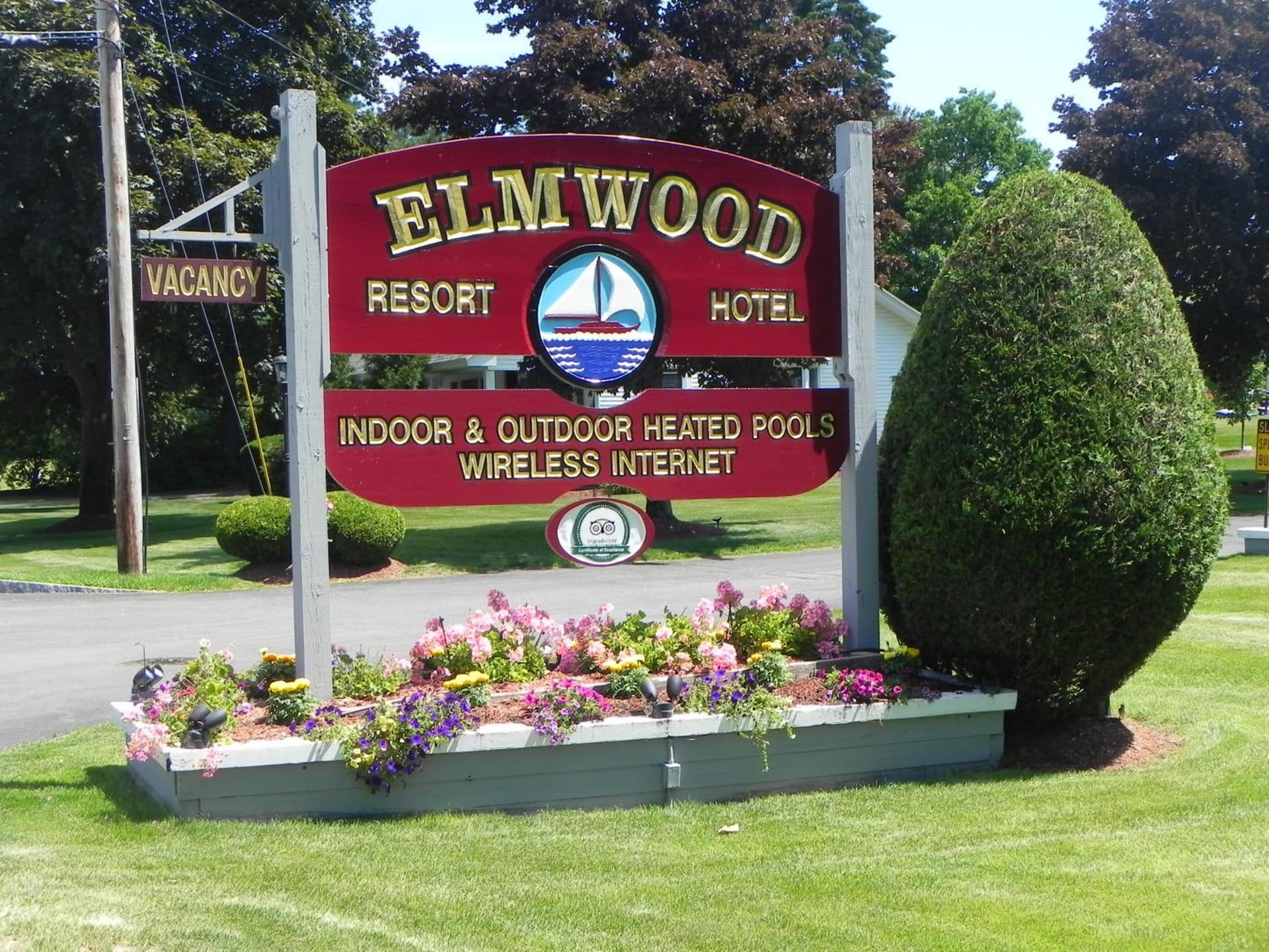 Elmwood Resort Hotel gallery photo in Wells — image 65