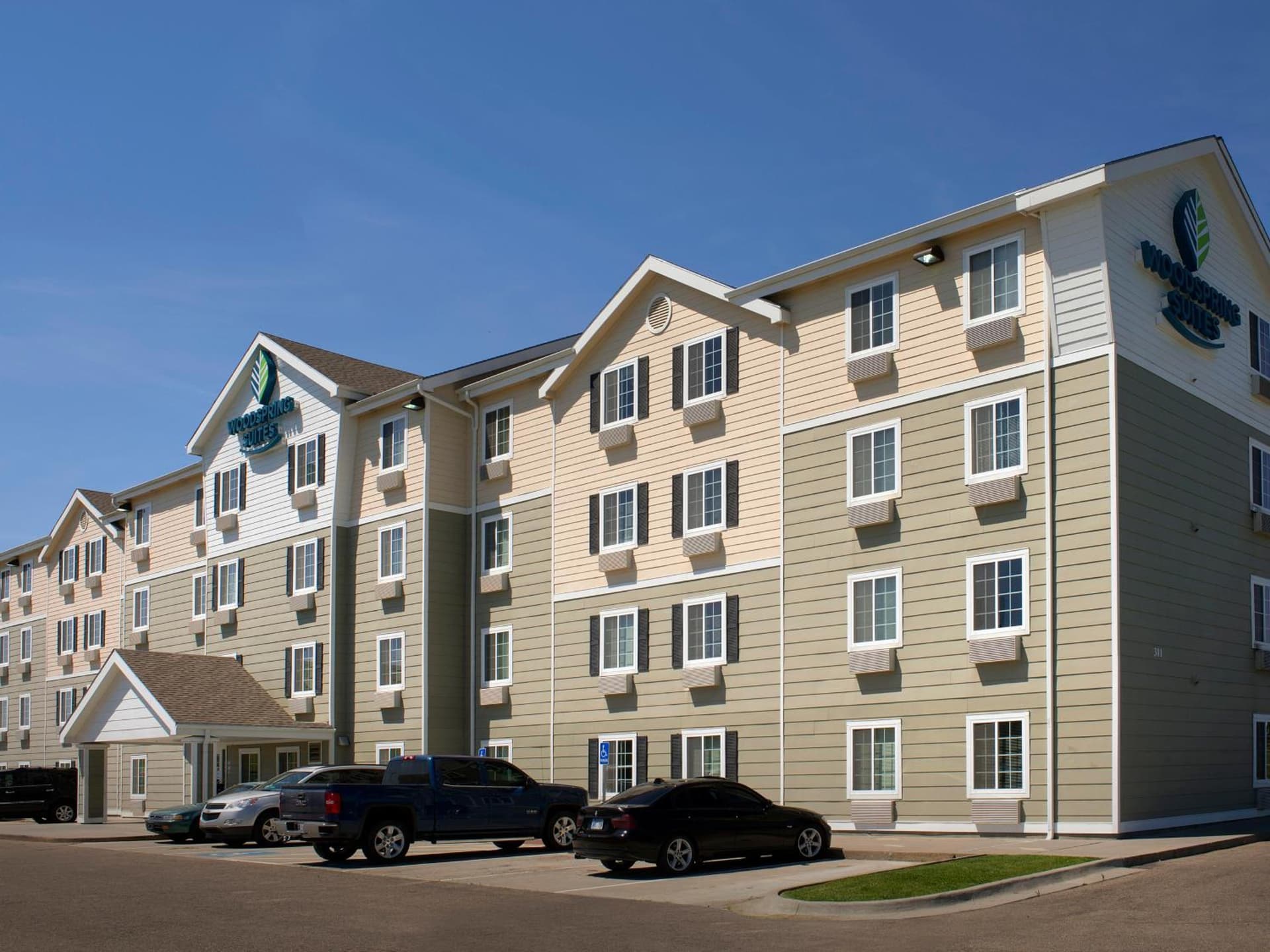 WoodSpring Suites Junction City property views in Junction City, KS — gallery photo 3