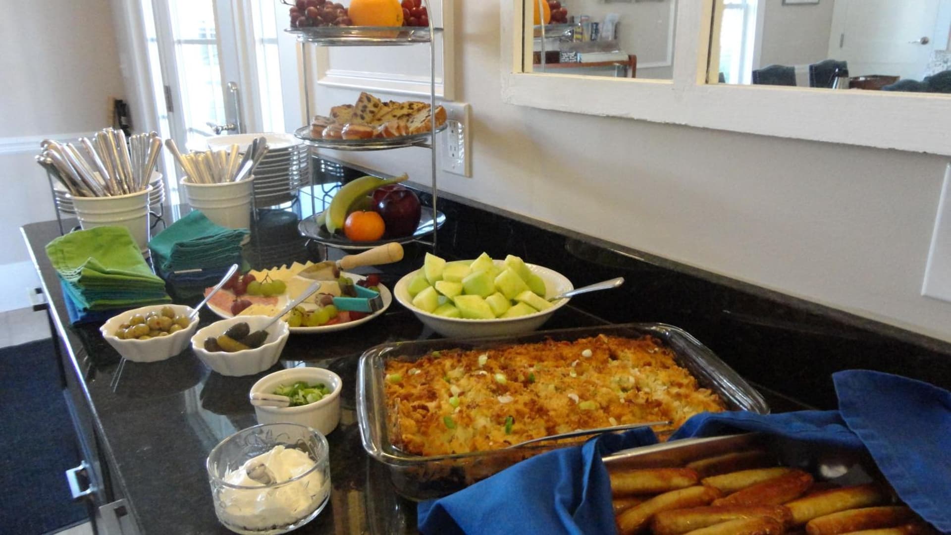 Anchor Inn Boutique Hotel gallery photo in Put-in-Bay, OH — image 45