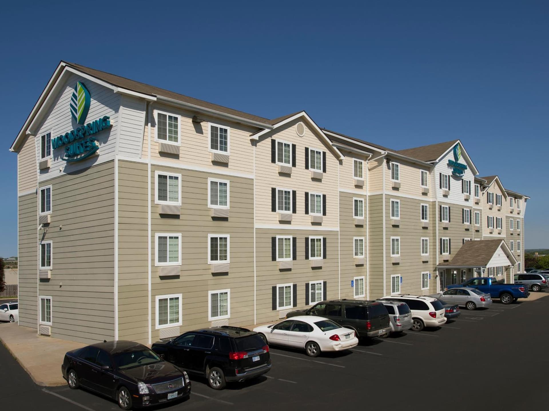 WoodSpring Suites Topeka gallery photo in Topeka, KS — image 18