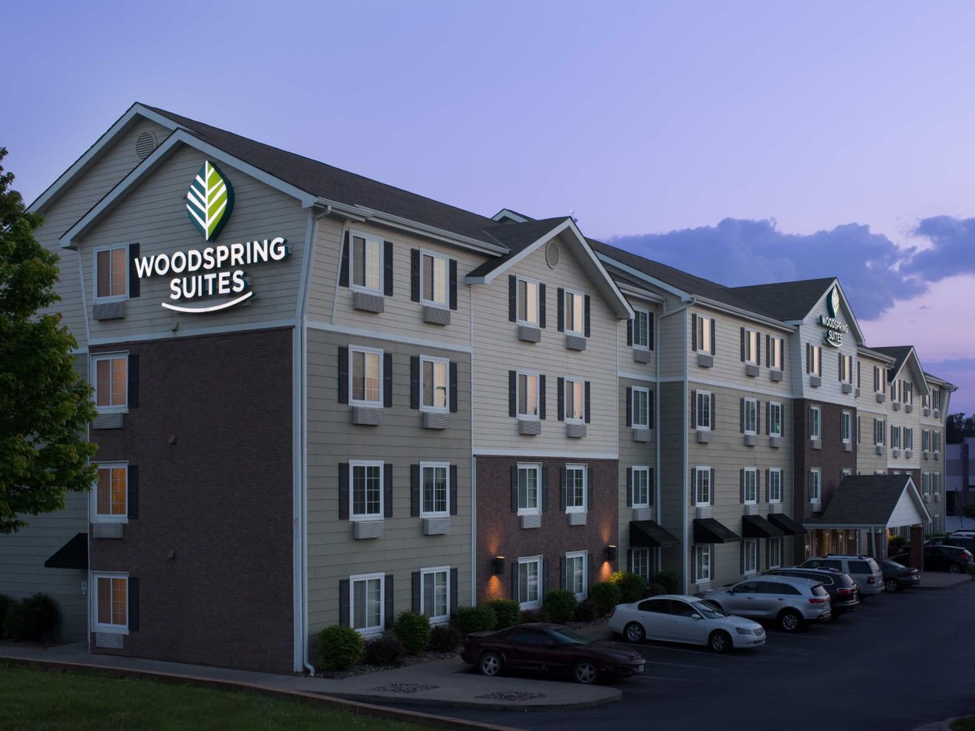 WoodSpring Suites Kansas City Liberty property views in Liberty, MO — gallery photo 3