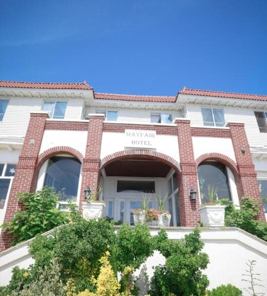 Mayfair Hotel — hotel in West Freehold, New Jersey
