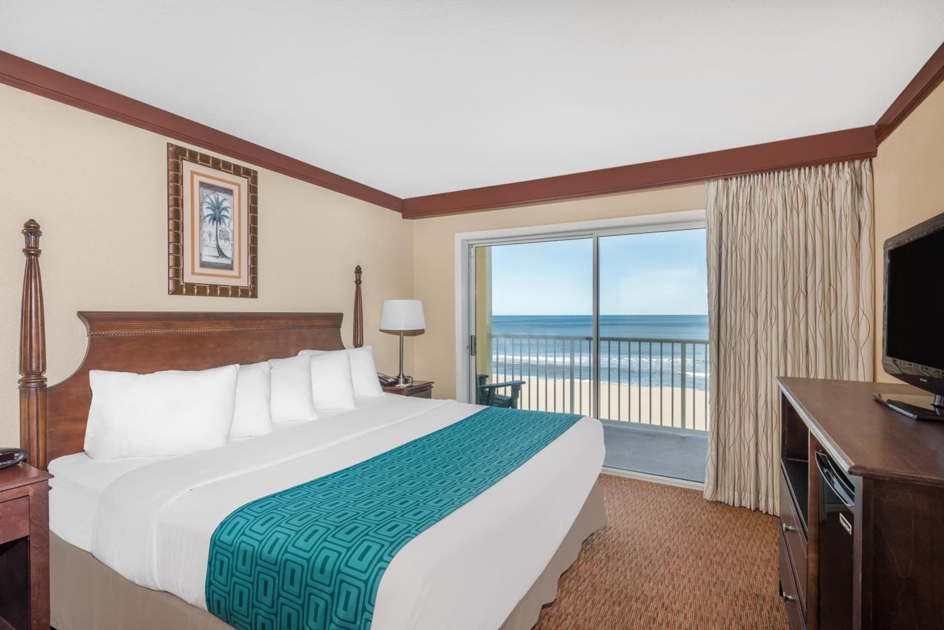 Days Inn by Wyndham Ocean City Oceanfront gallery photo in Ocean City, MD — image 92