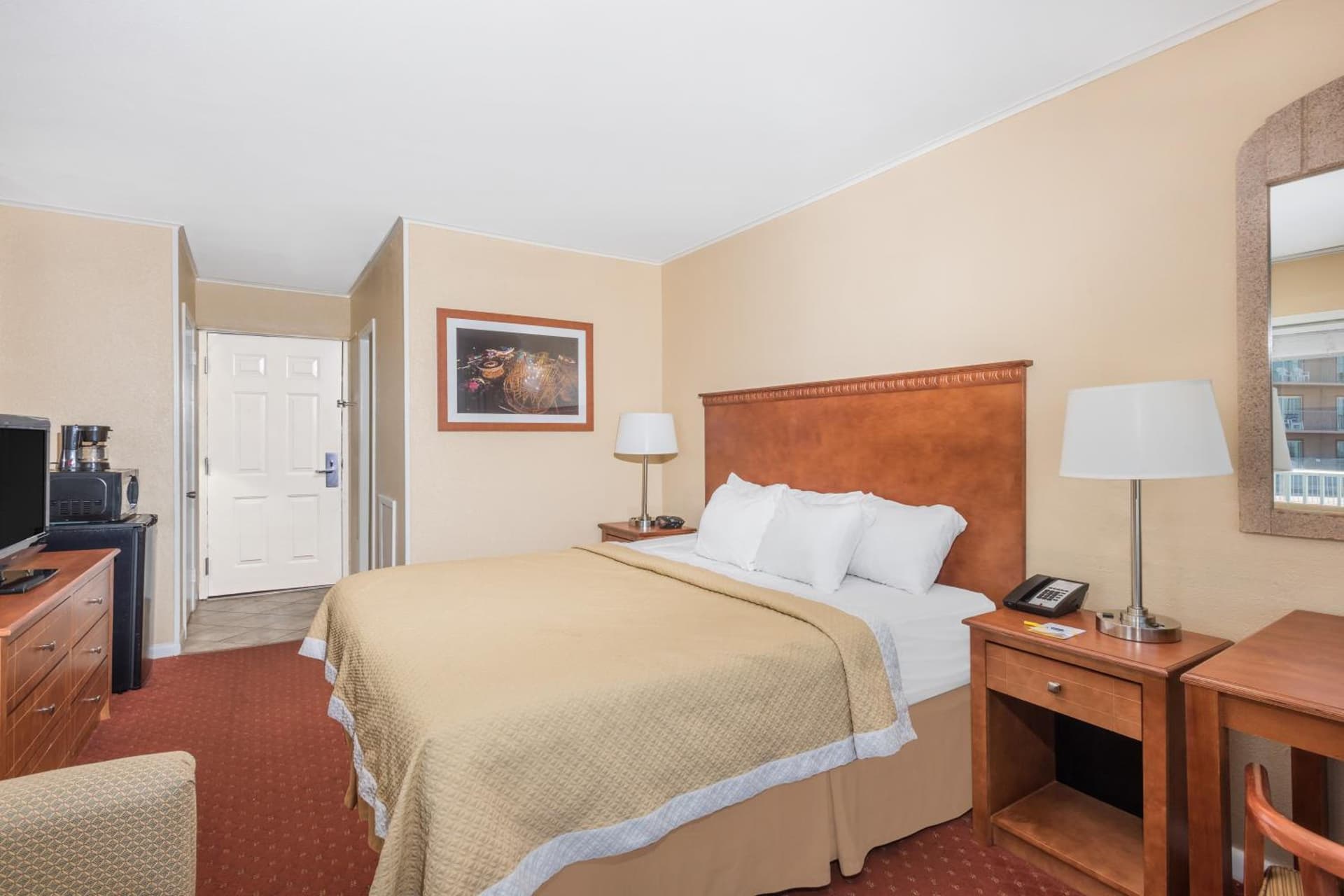 Days Inn by Wyndham Ocean City Oceanfront gallery photo in Ocean City, MD — image 105