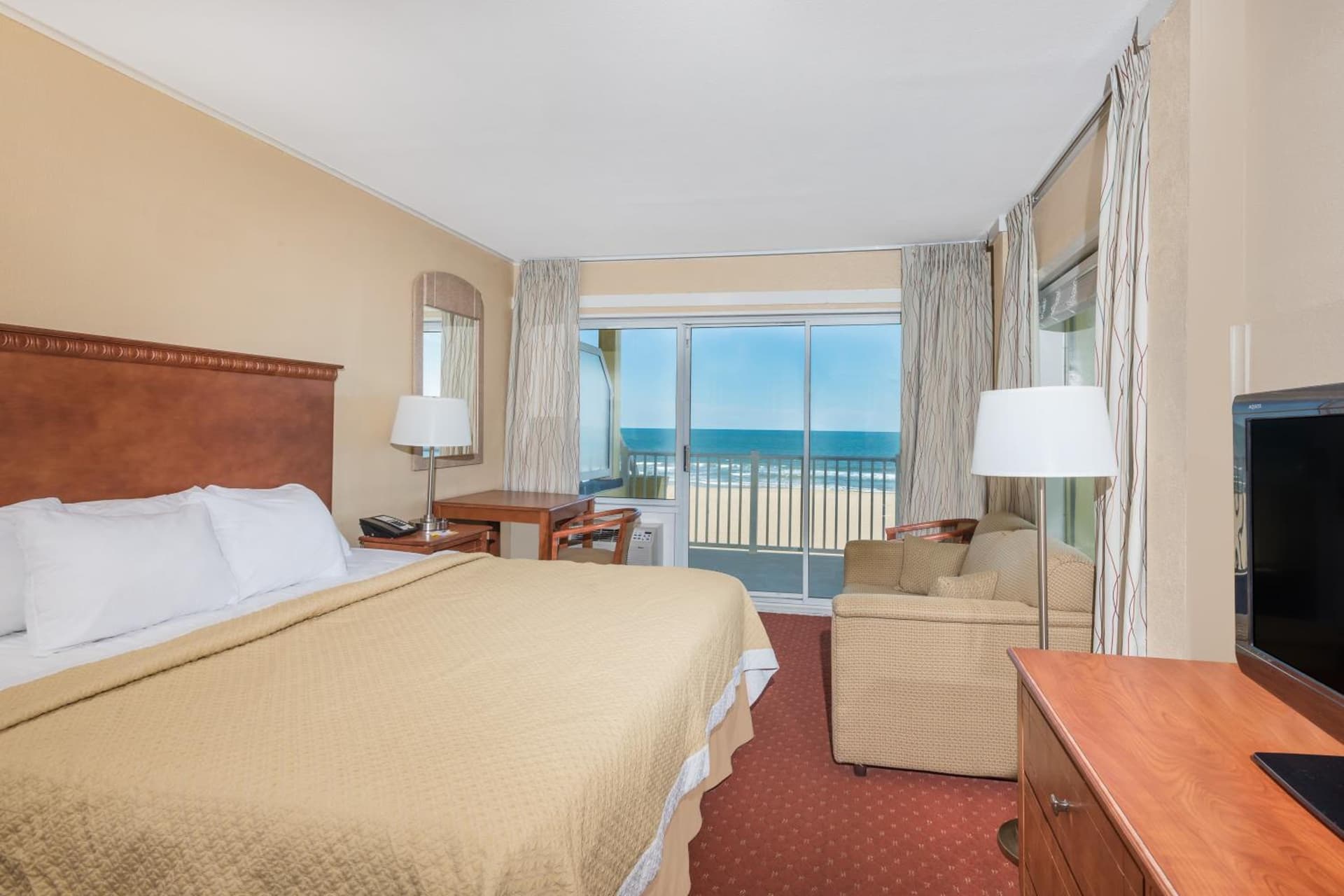 Days Inn by Wyndham Ocean City Oceanfront gallery photo in Ocean City, MD — image 99