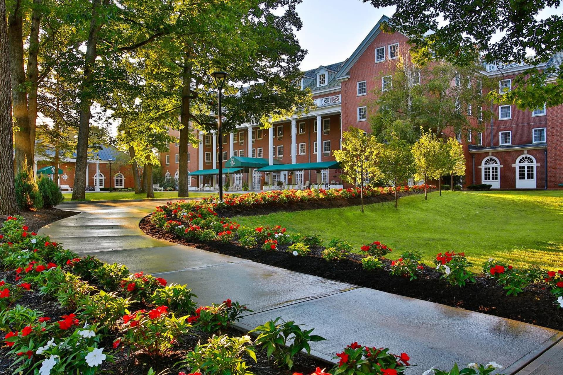 Gideon Putnam Resort & Spa featured exterior or lobby in Saratoga Springs, NY — similar hotel